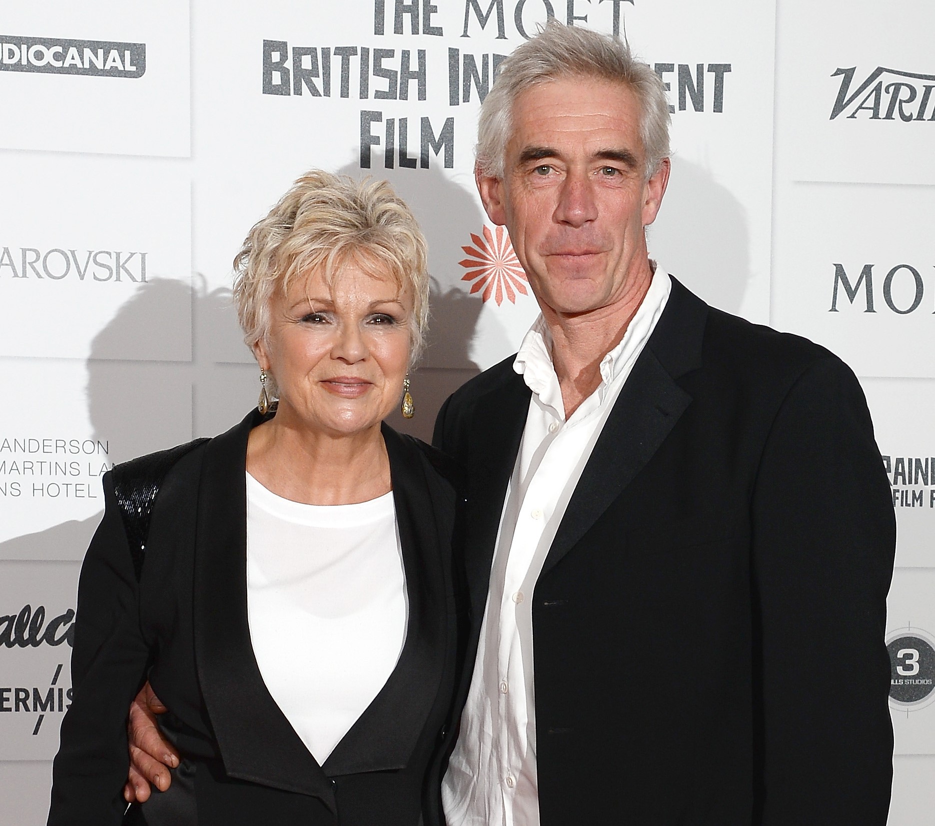 Julie Walters y Grant Roffey en los Moet British Independent Film Awards, en 2013 en Londres, Inglaterra. | Foto: Getty Images