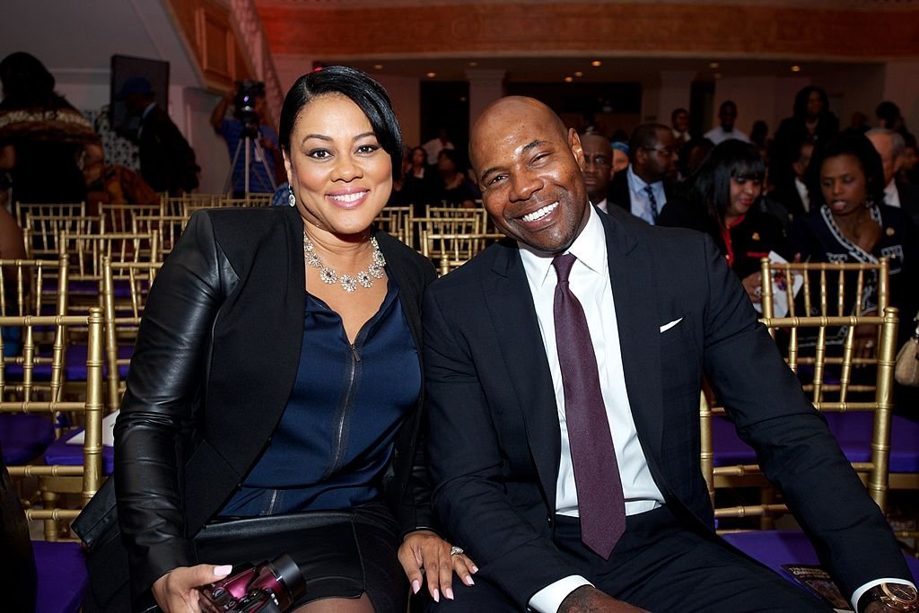 Lela Rochon joins her husband Antoine Fuqua as he is being hononred by the CBC Spouses 17th Annual Celebration of Leadership in the Fine Arts on Day 1 of the 43rd Annual Legislative Conference | Photo: Getty Images