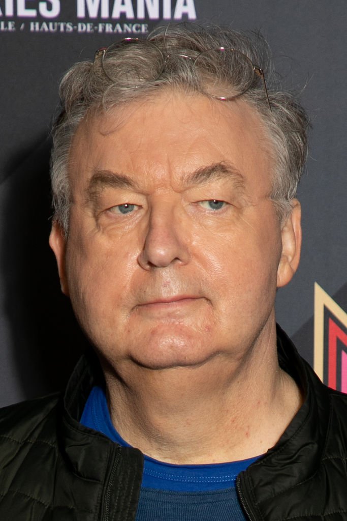 Le producteur Dominique Besnehard assiste à la première de "Dix pour cent" dans le cadre du festival Series Mania au cinéma UGC Normandie le 16 octobre 2020 à Paris. | Photo : Getty Images
