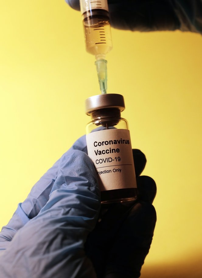 Un vaccin contre le COVID-19. l Source : Unsplash