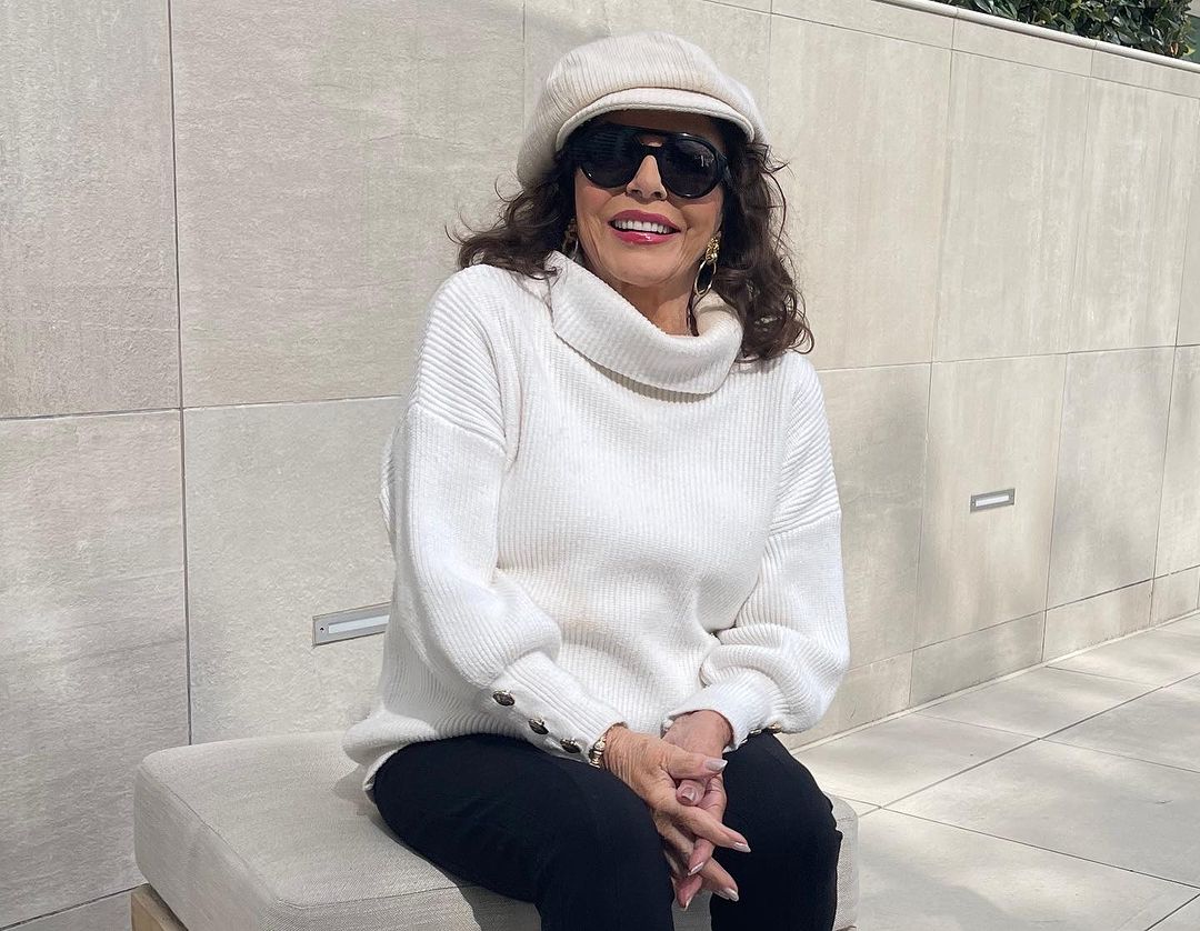 Joan Collins photoshoot from an Instagram post dated April 17, 2024 | Source: Getty Images