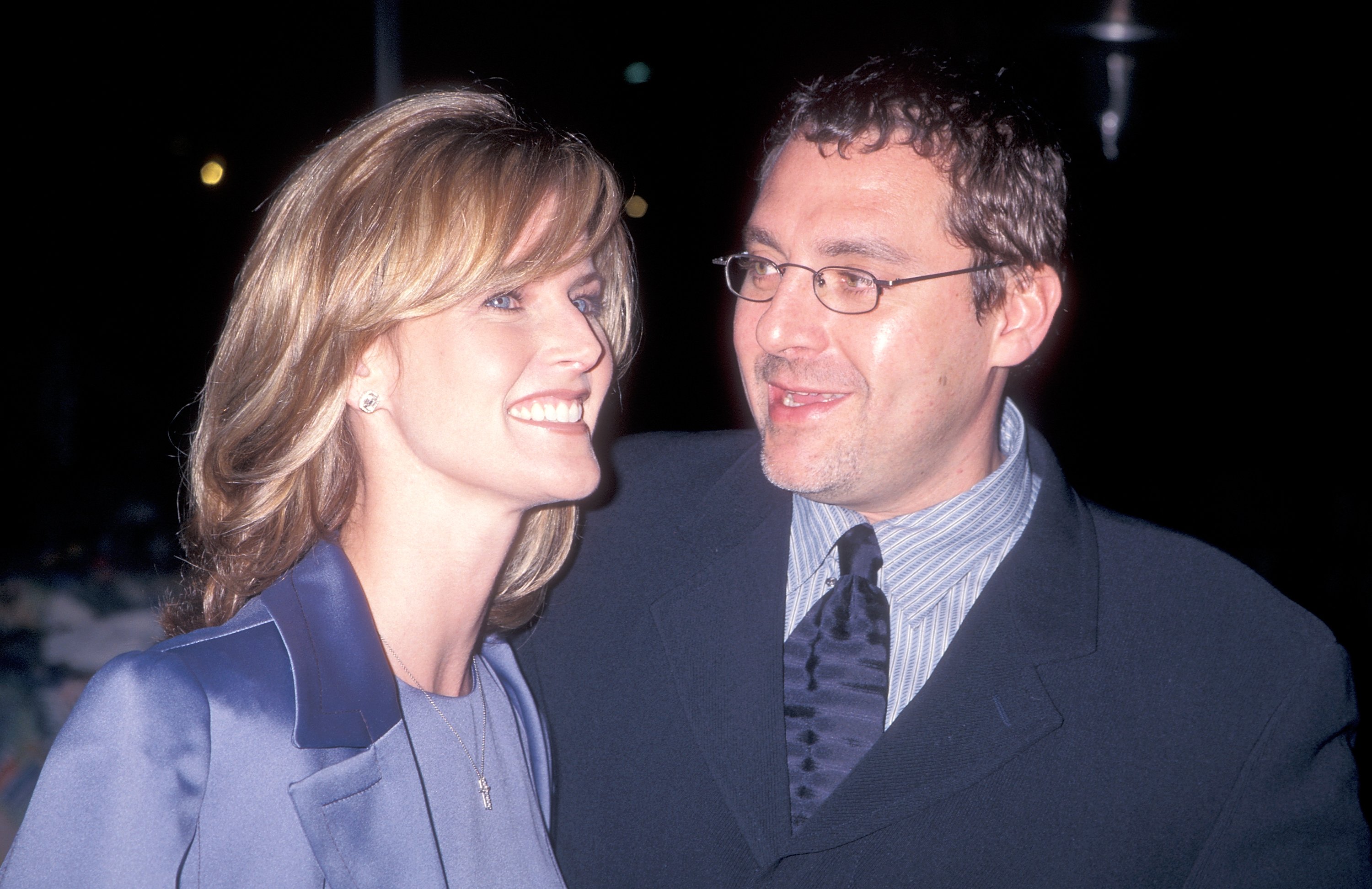 Tom Sizemore and Maeve Quinlan at "The Relic" premiere at Paramount Studios in Hollywood, California, on January 8, 1997. | Source: Getty Images