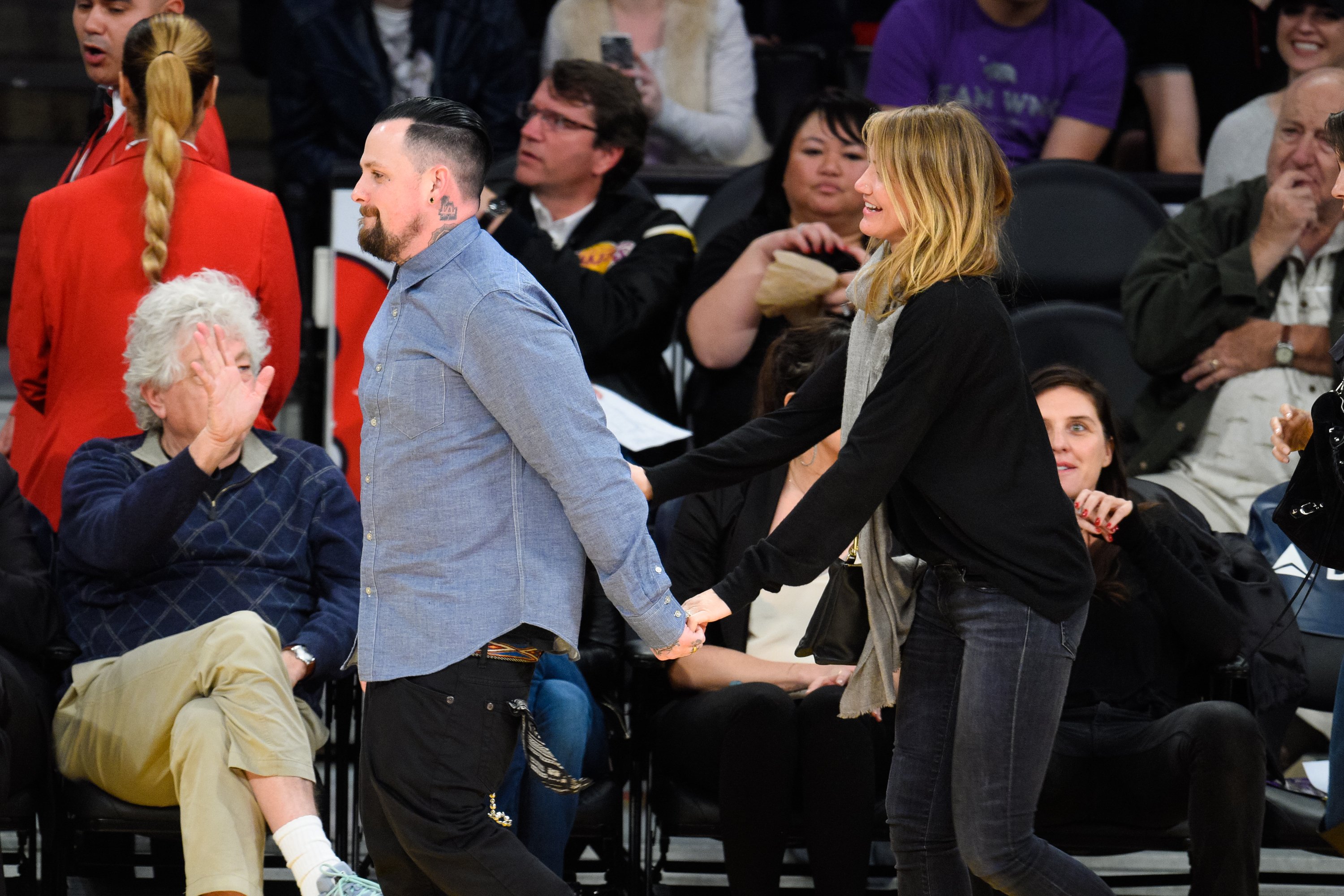 Benji Madden and Cameron Diaz leaving a basketball game on January 27, 2015 | Source: Getty Images