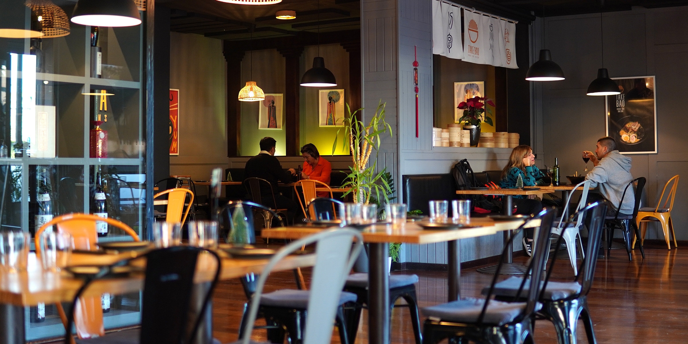 Patrons in a coffeeshop | Source: Shutterstock