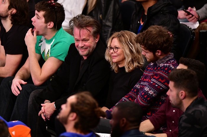 John Mellencamp, Meg Ryan and Jack Quaid attend the New York Knicks Vs Philadelphia 76ers game at Madison Square Garden on December 25, 2017 | Photo: Getty Images