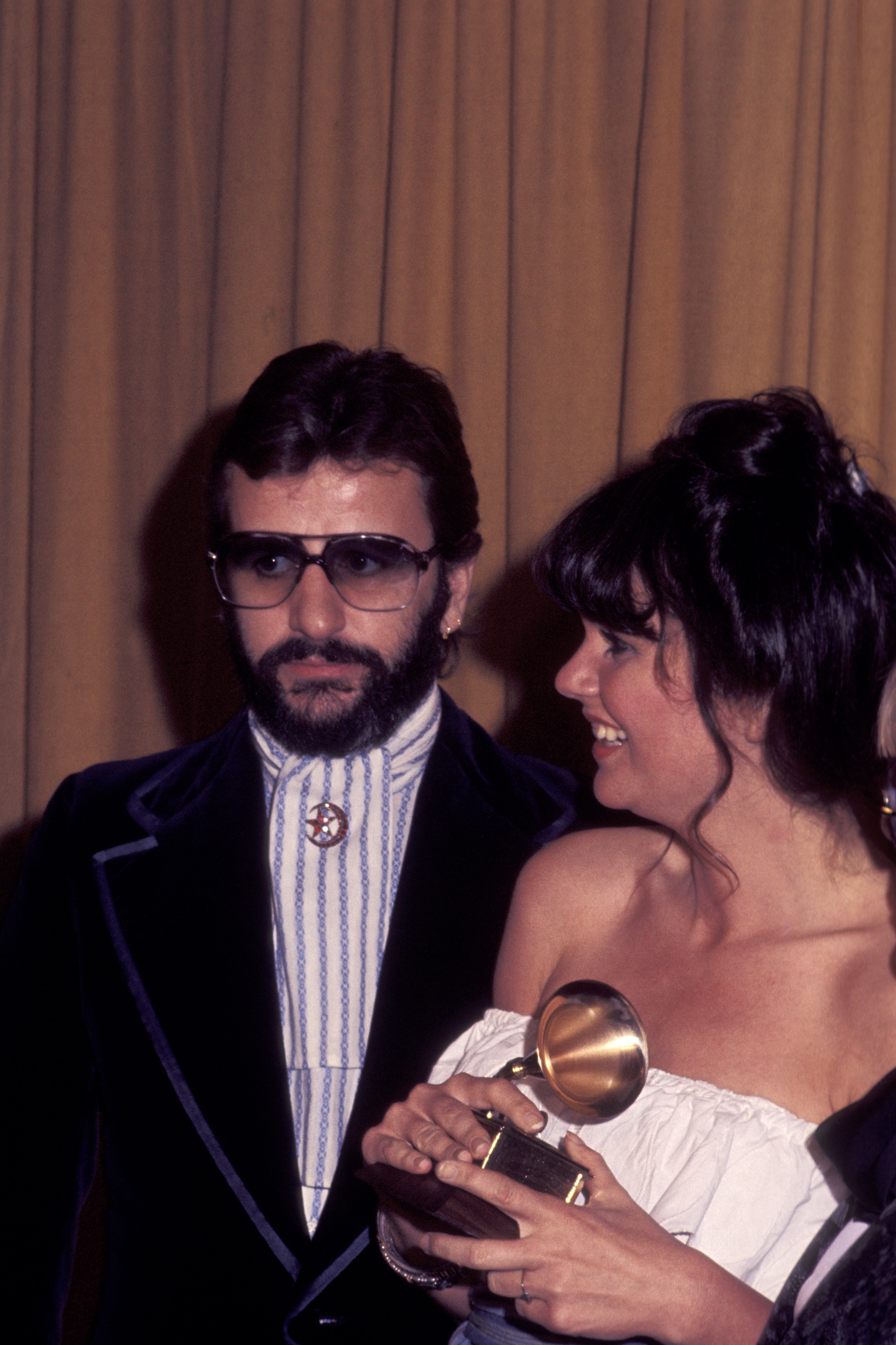 Ringo Starr and Linda Rondstadt at the 19th Annual Grammy Awards | Source: Getty Images