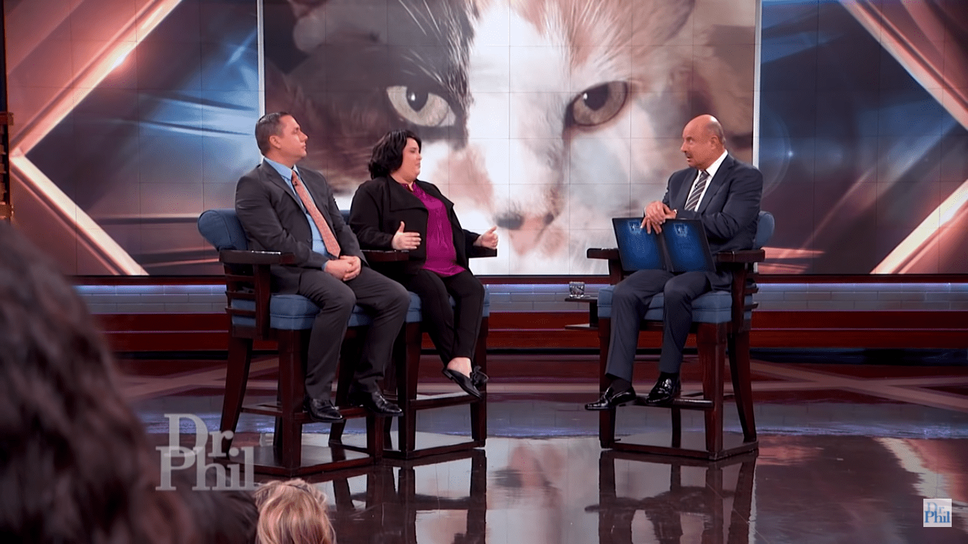 Jeanine shares how her mother's cat escaped. | Source: youtube.com/Dr. Phil