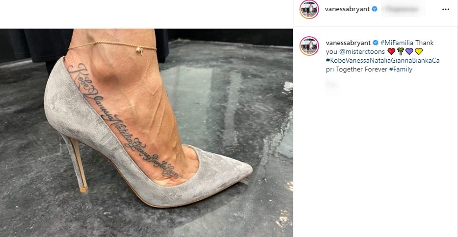 Vanessa Bryant shows off her foot tattoo honoring her family. | Source: Instagram/vanessabryant