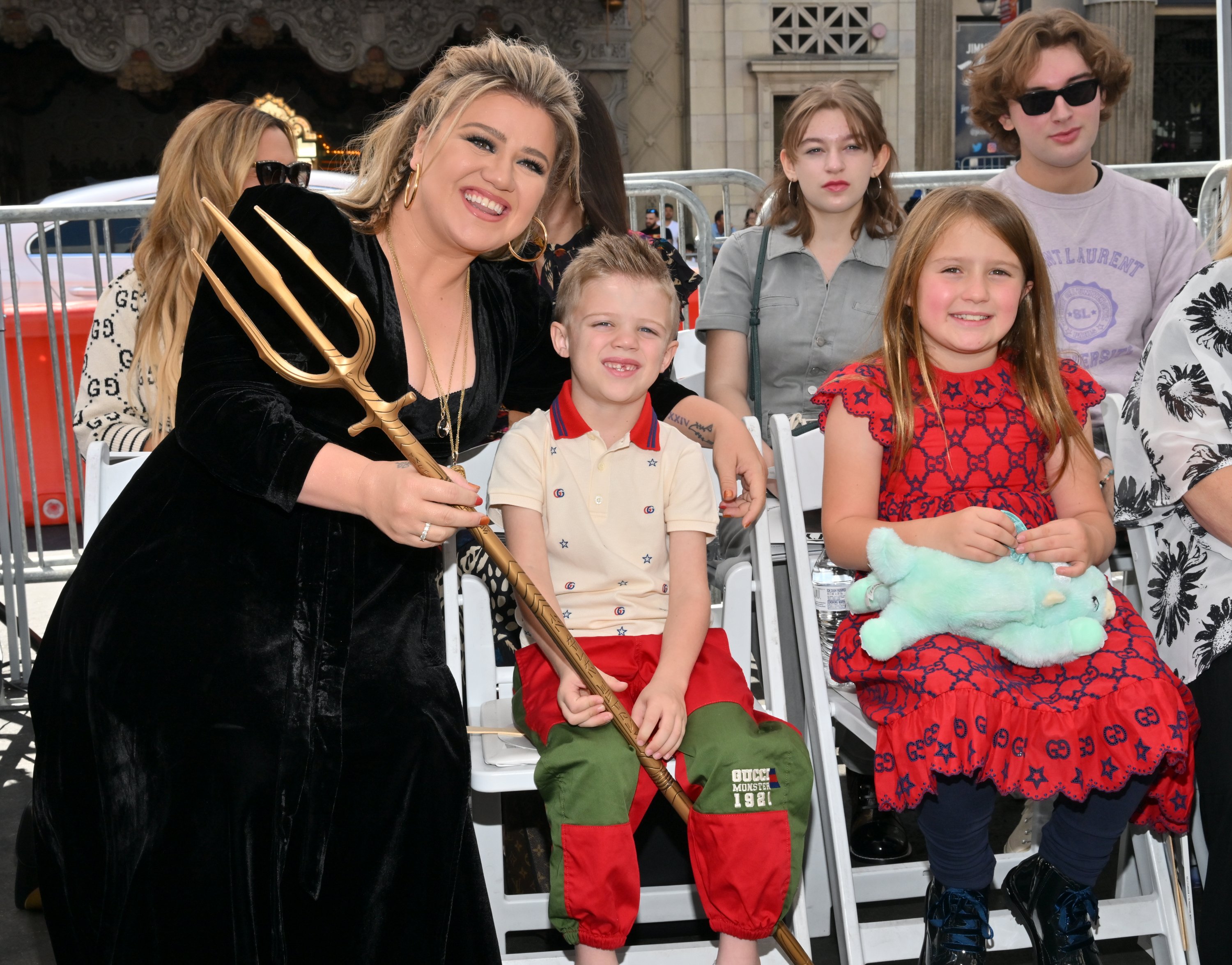 Kelly Clarkson and children Remington Alexander Blackstock and River Rose Blackstock attend Clarksons star ceremony on the Hollywood Walk of Fame on September 19, 2022 in Los Angeles, California | Source: Getty Images 