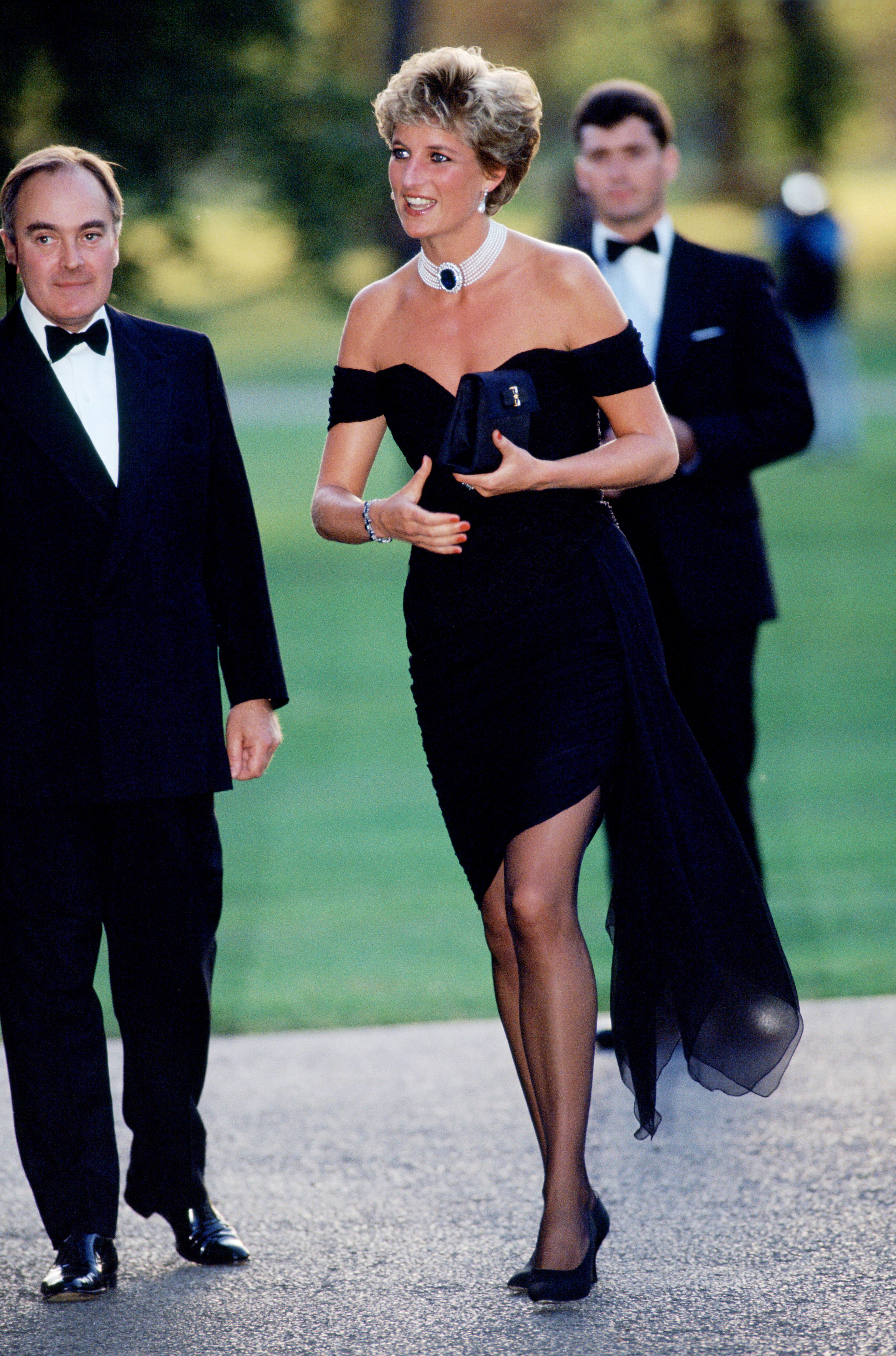 Princess Diana in the revenge dress on June 29, 1994, in London | Source: Getty Images