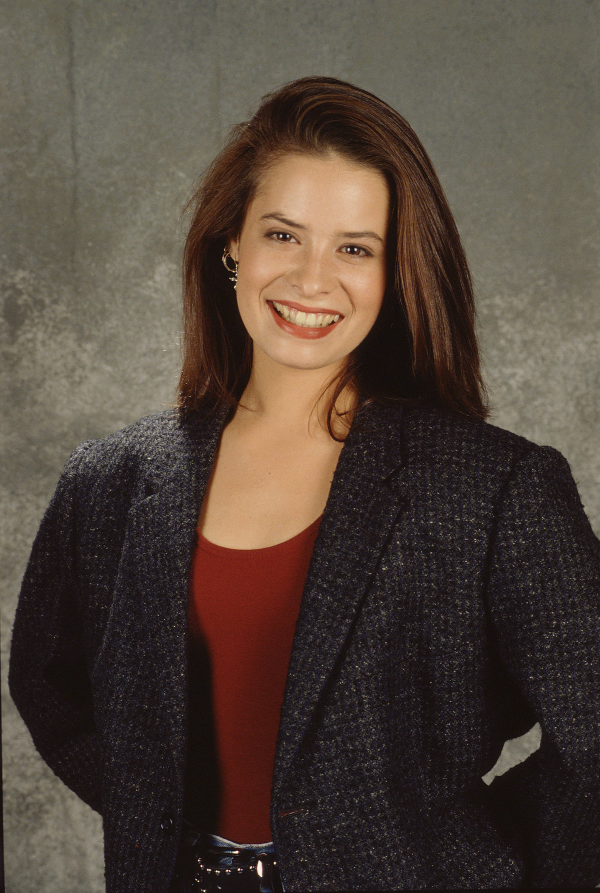 In 1992, Holly Marie Combs was stepping into the kind of career-making chapter that would soon make television viewers remember her name. Her early screen presence already carried the quiet, camera-stealing warmth that later became one of her signatures. | Source: Getty Images