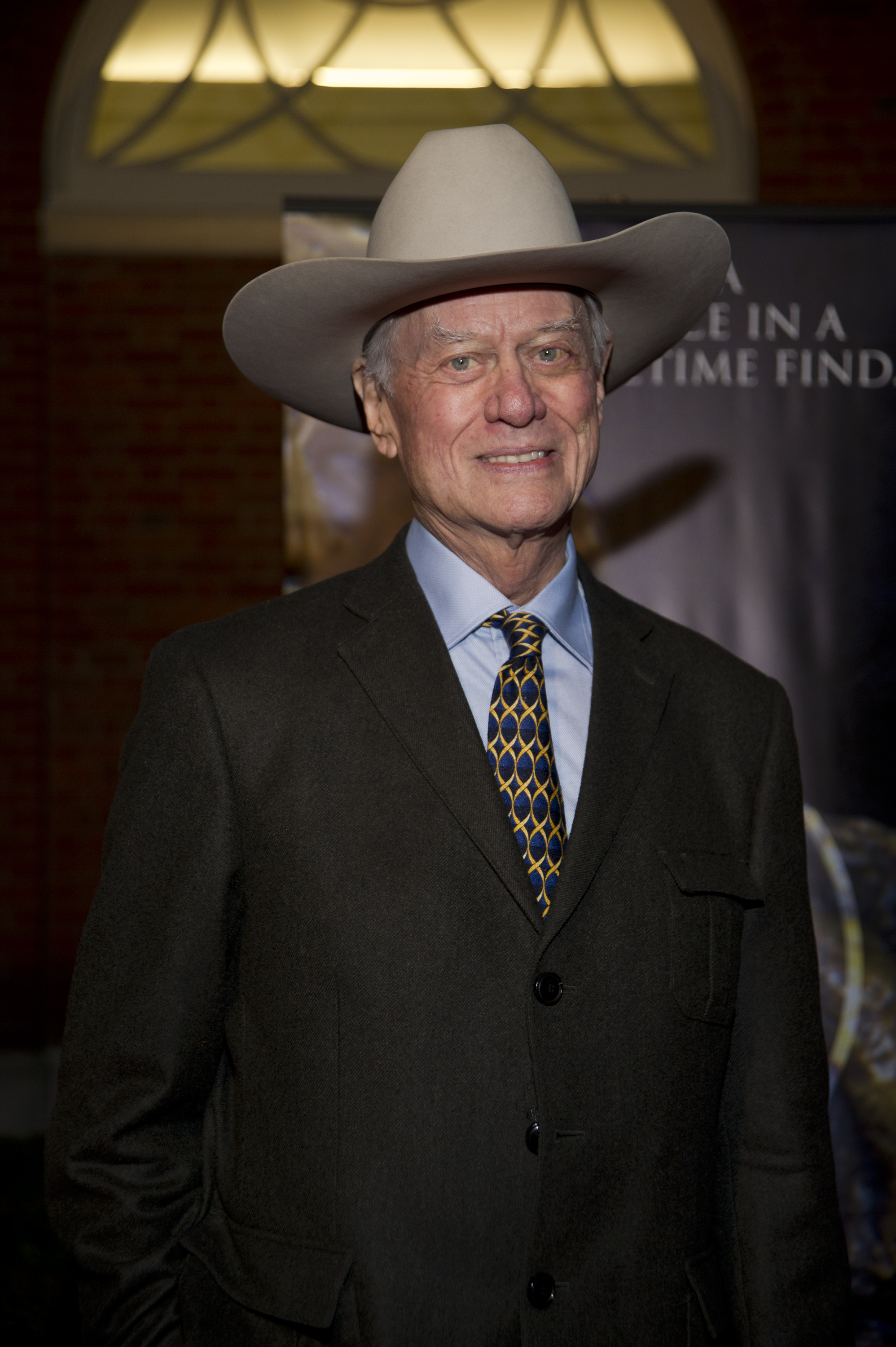 Larry Hagman at the White Bridle Society's "Da Vinci, Wine and Roses" benefit on November 15, 2012, in Dallas, Texas. | Source: Getty Images