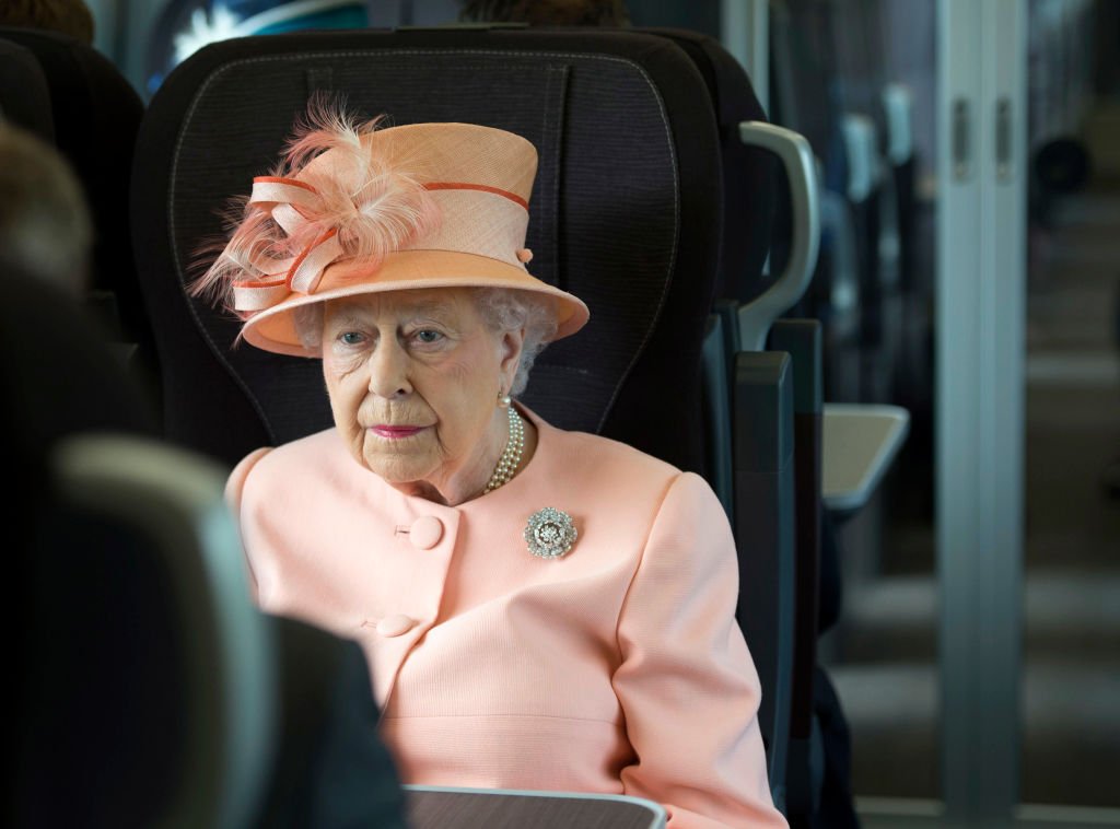 Queen Elizabeth travels by train between on June 13, 2017 in London, United Kingdom | Photo: Getty Images