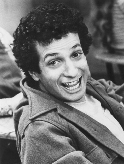 Ron Palillo promoting his role on the ABC television series "Welcome Back, Kotter." | Source: Wikimedia Commons