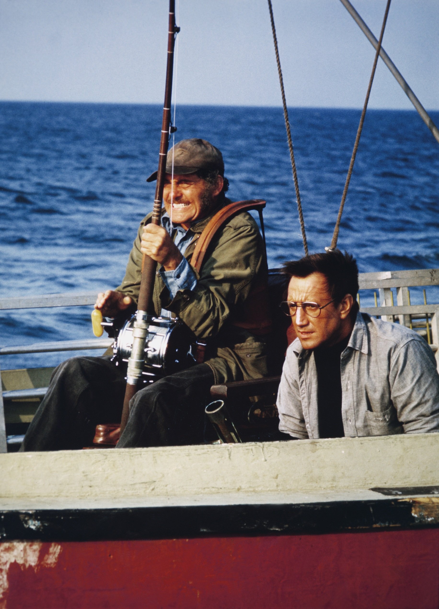 Robert Shaw and American actor Roy Scheider on the set of "Jaws." | Source: Getty Images.