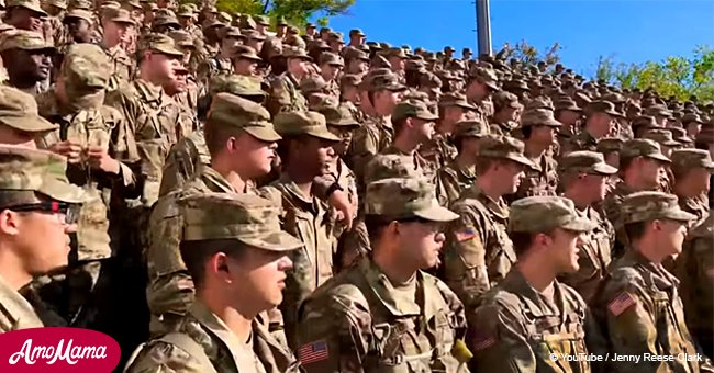 2,000 soldiers stand side-by-side to praise the glory of God with a powerful song