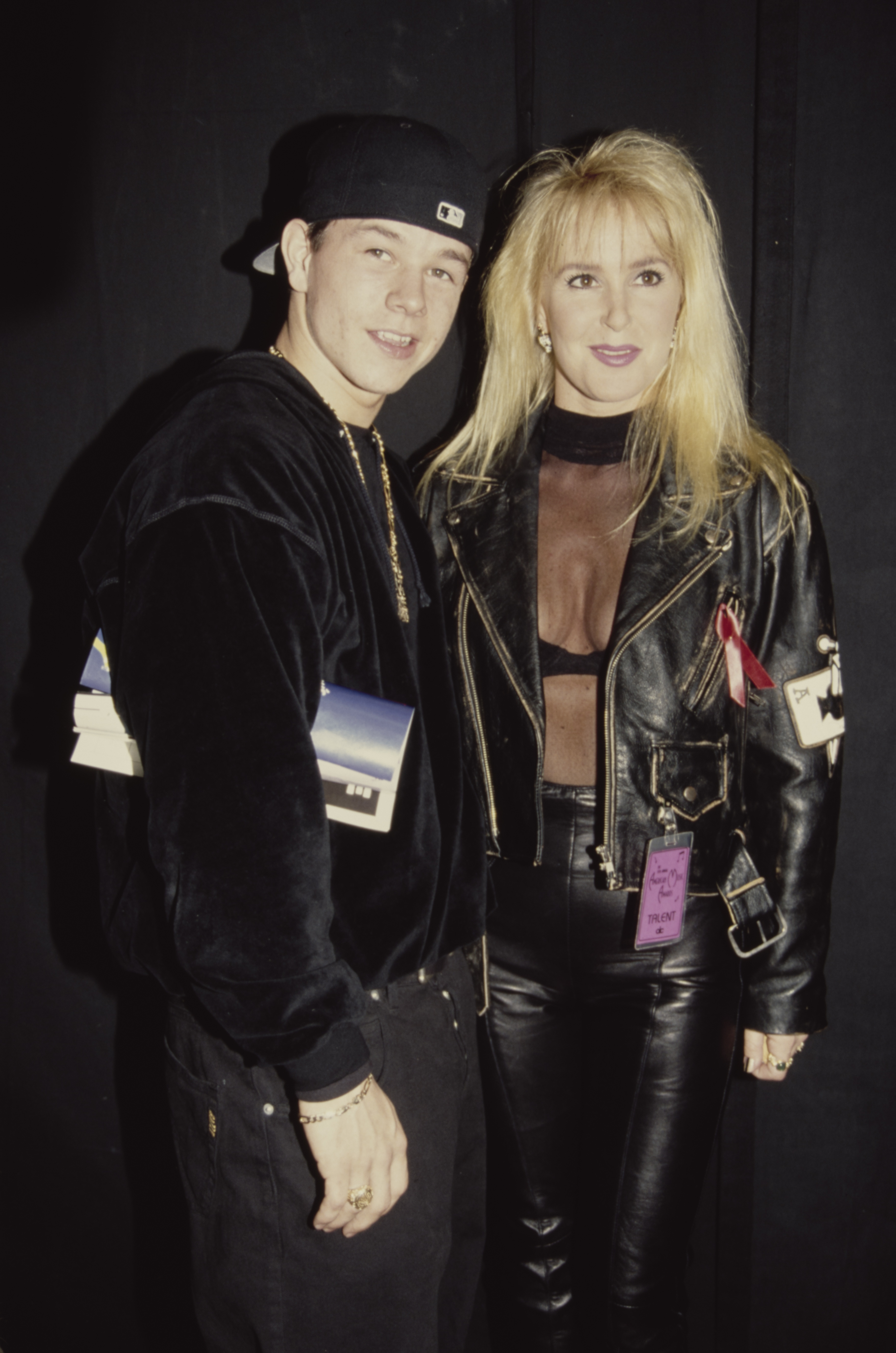 The former rapper with singer Lita Ford at the American Music Awards in Los Angeles in 1992 | Source: Getty Images