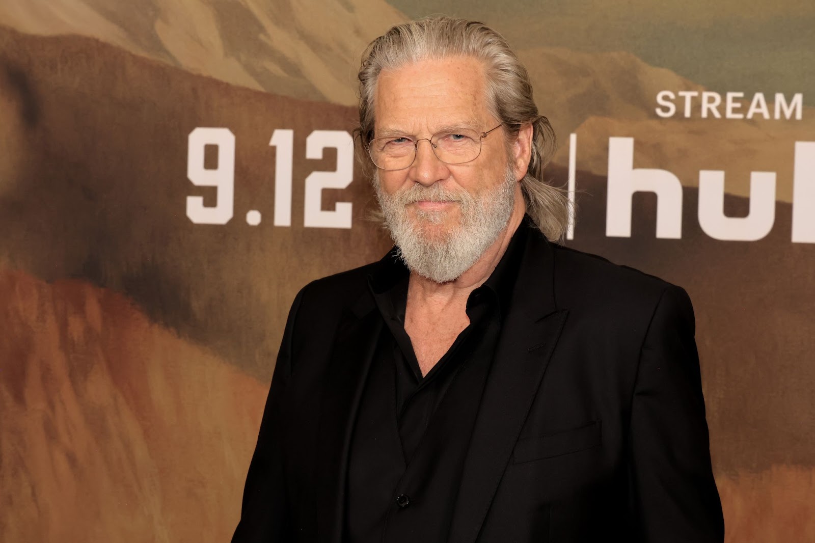 Jeff Bridges at the season two premiere of "The Old Man" on September 9, 2024, in Los Angeles, California. | Source: Getty Images