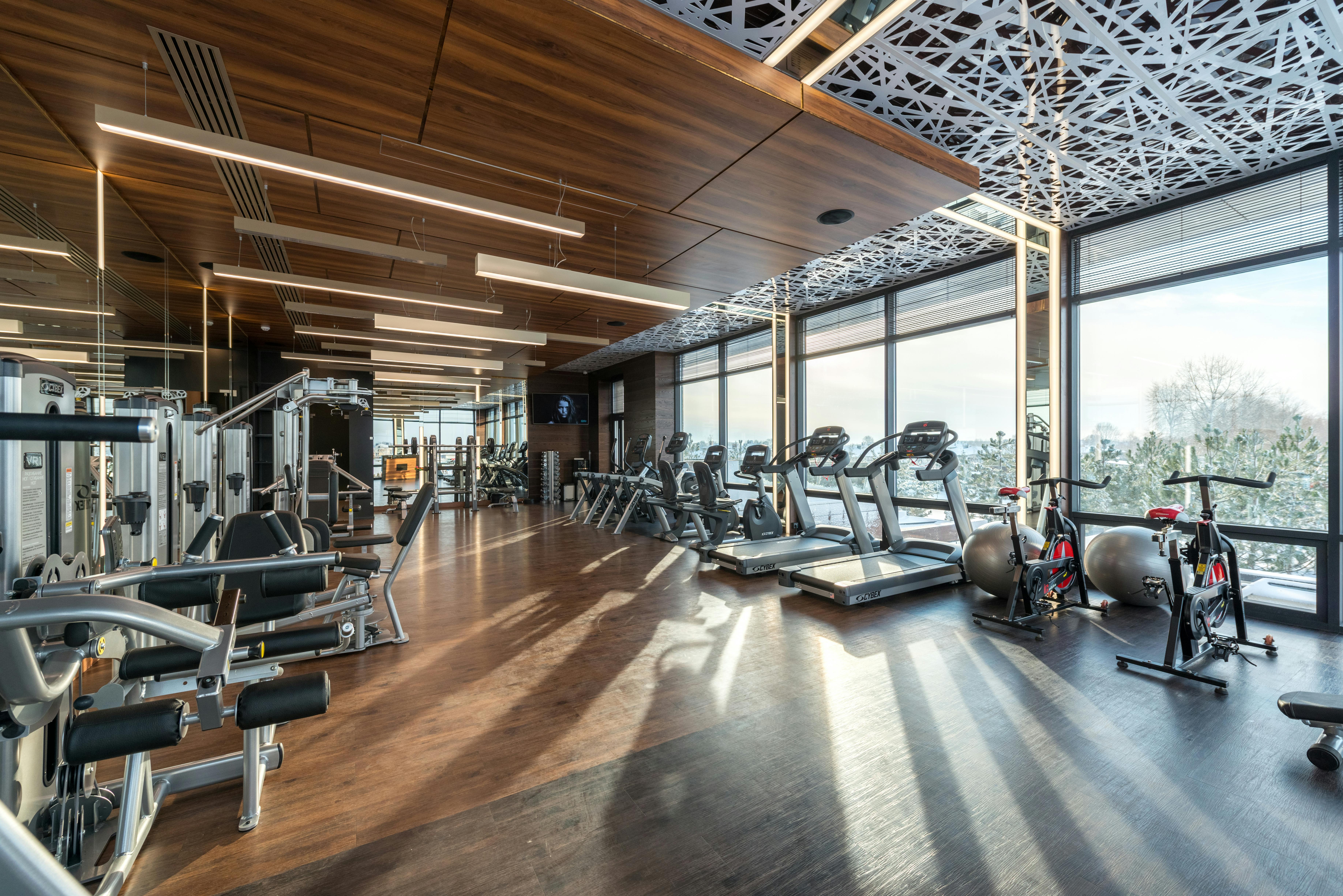 A fitness club with equipment | Source: Pexels