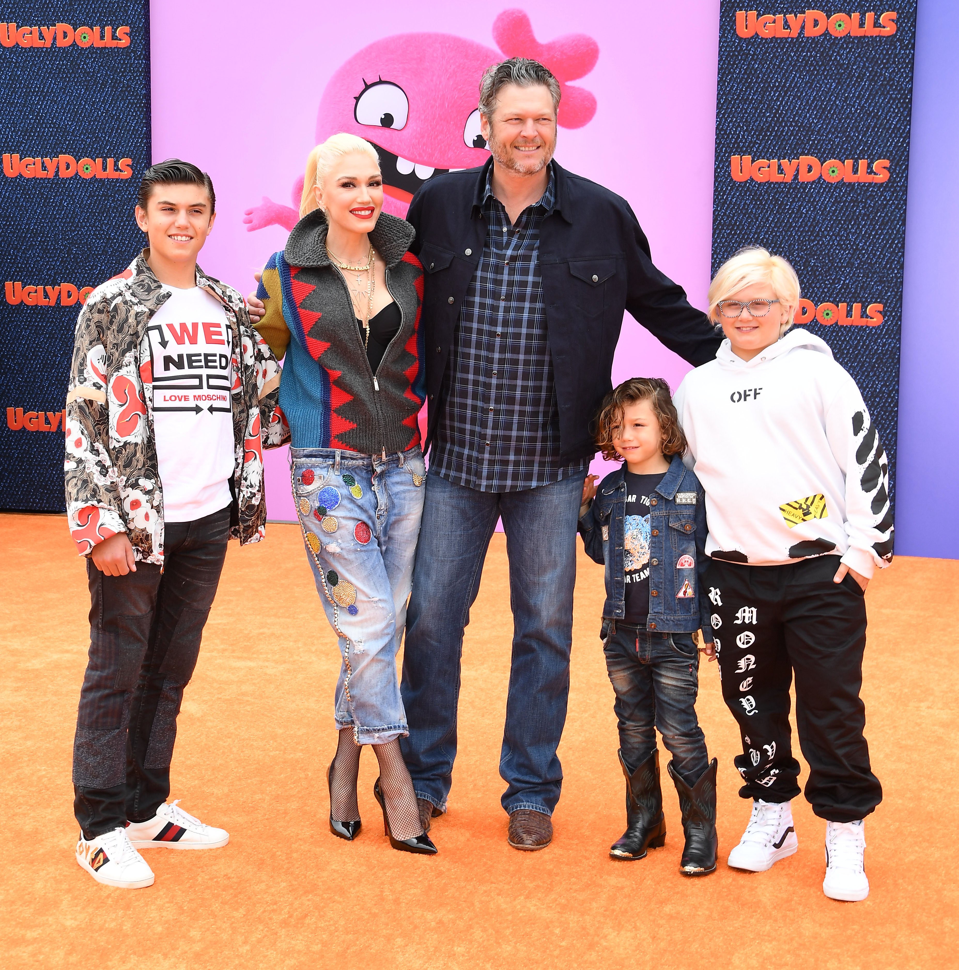 Kingston Rossdale, Gwen Stefani, Blake Shelton, Apollo Bowie Flynn Rossdale, and Zuma Nesta Rock Rossdale at the world premiere of "UglyDolls" on April 27, 2019, in Los Angeles, California | Source: Getty Images