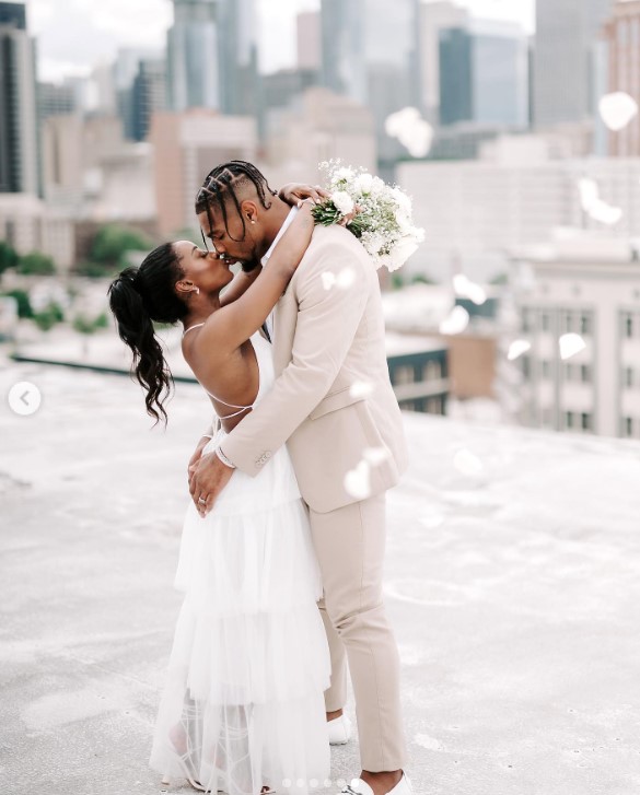 Simone Biles and Jonathan Owens during their civil wedding in a post uploaded on April 22, 2023 | Source: Instagram/simonebiles