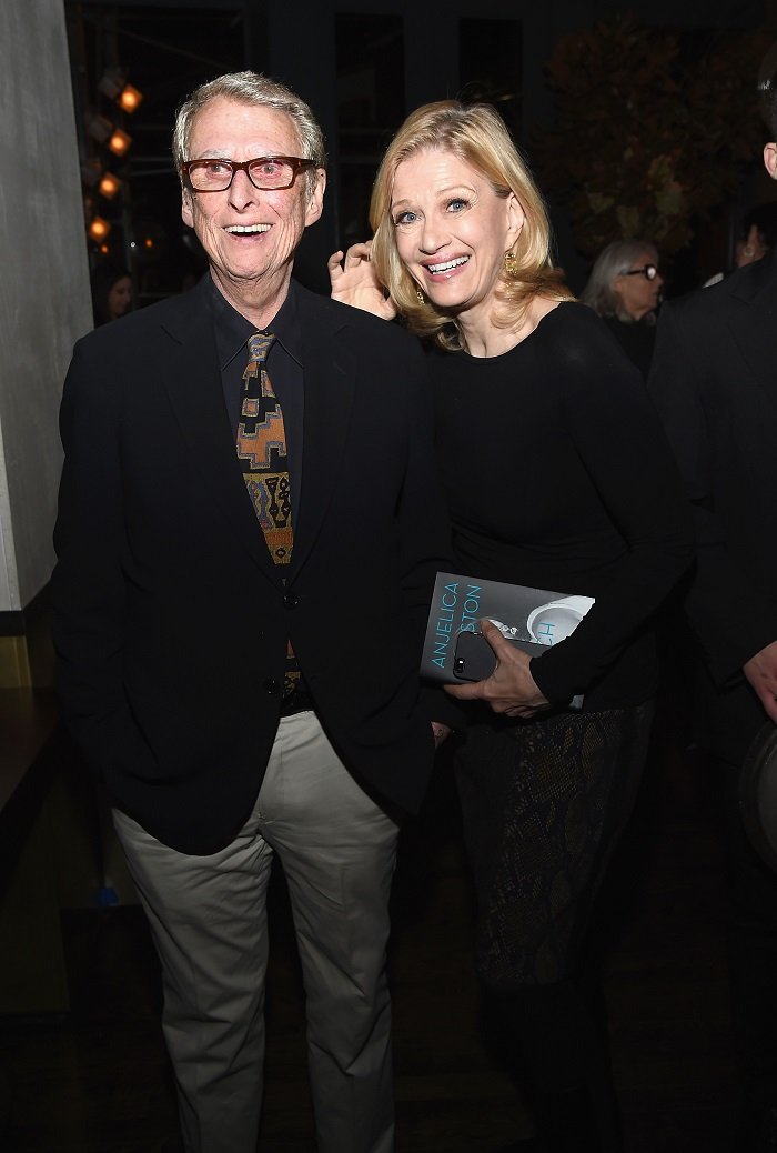 Mike Nichols and Diane Sawyer. I Image: Getty Images.