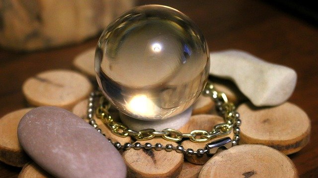 Bola de cristal. I Foto: Pixabay