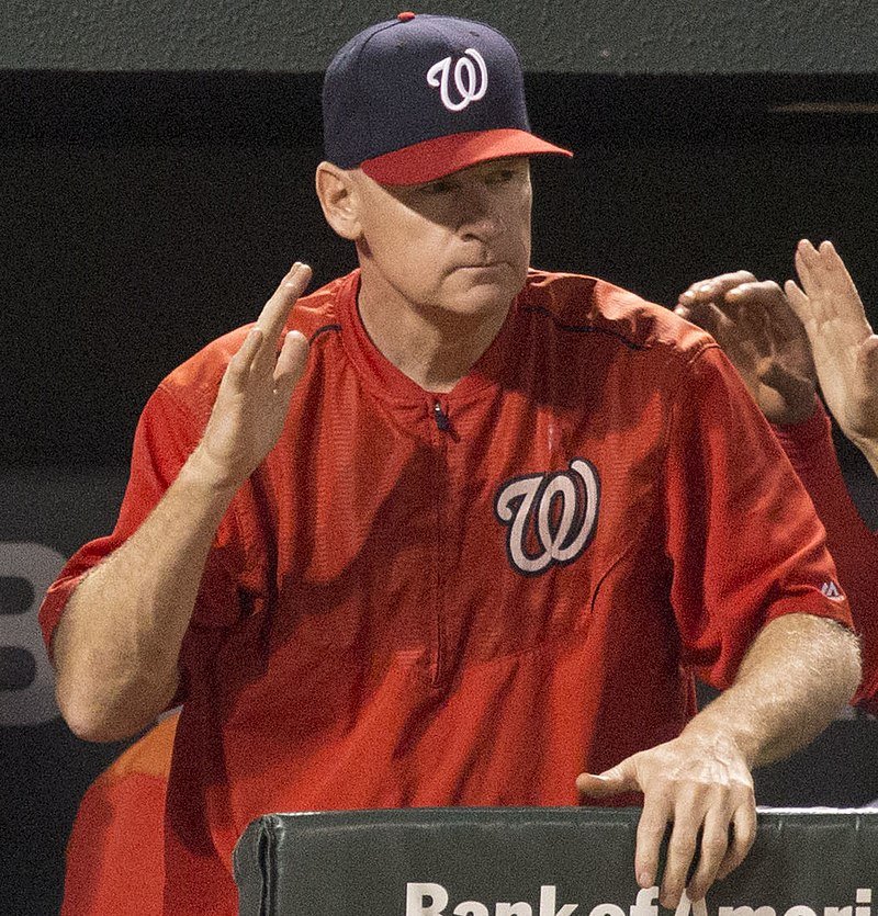 Matt Williams at the dugout at Camden Yards in Baltimore during a game in 2015 | Source: Wikimedia