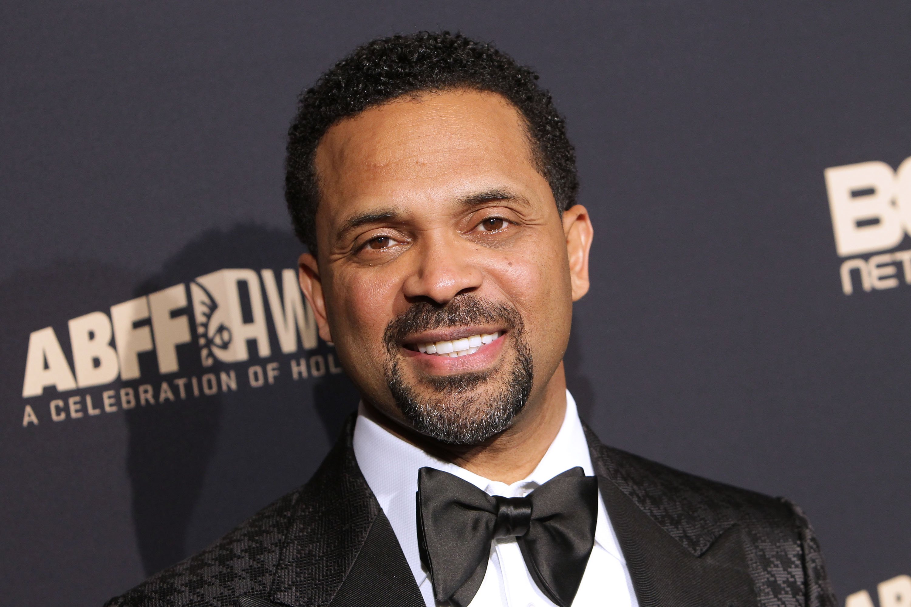 Mike Epps arrived to the 2016 American Black Film Festival Awards Gala - Arrivals at The Beverly Hilton Hotel on February 21, 2016. | Photo: Getty Images