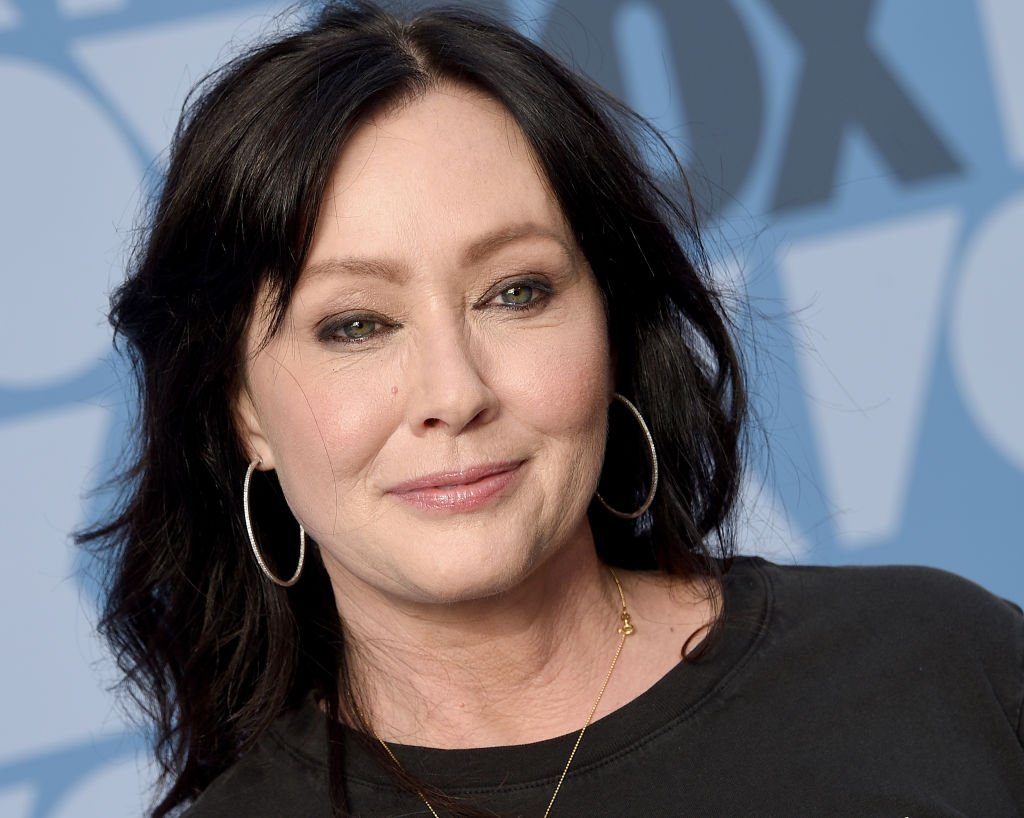 Shannen Doherty poses on the blue carpet as she arrives at the FOX Summer TCA 2019 All-Star Party on August 7, 2019, in Los Angeles, California | Source: Getty Images (Photo by Gregg DeGuire/FilmMagic)