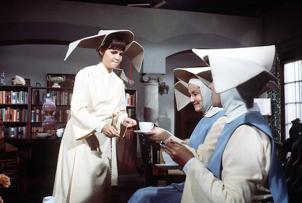 Sister Bertrille (Sally Field, left), Marge Redmond (Sister Jacqueline) and Madeleine Sherwood (Mother Superior), "The Flying Nun," in 1969. | Source: Getty Images