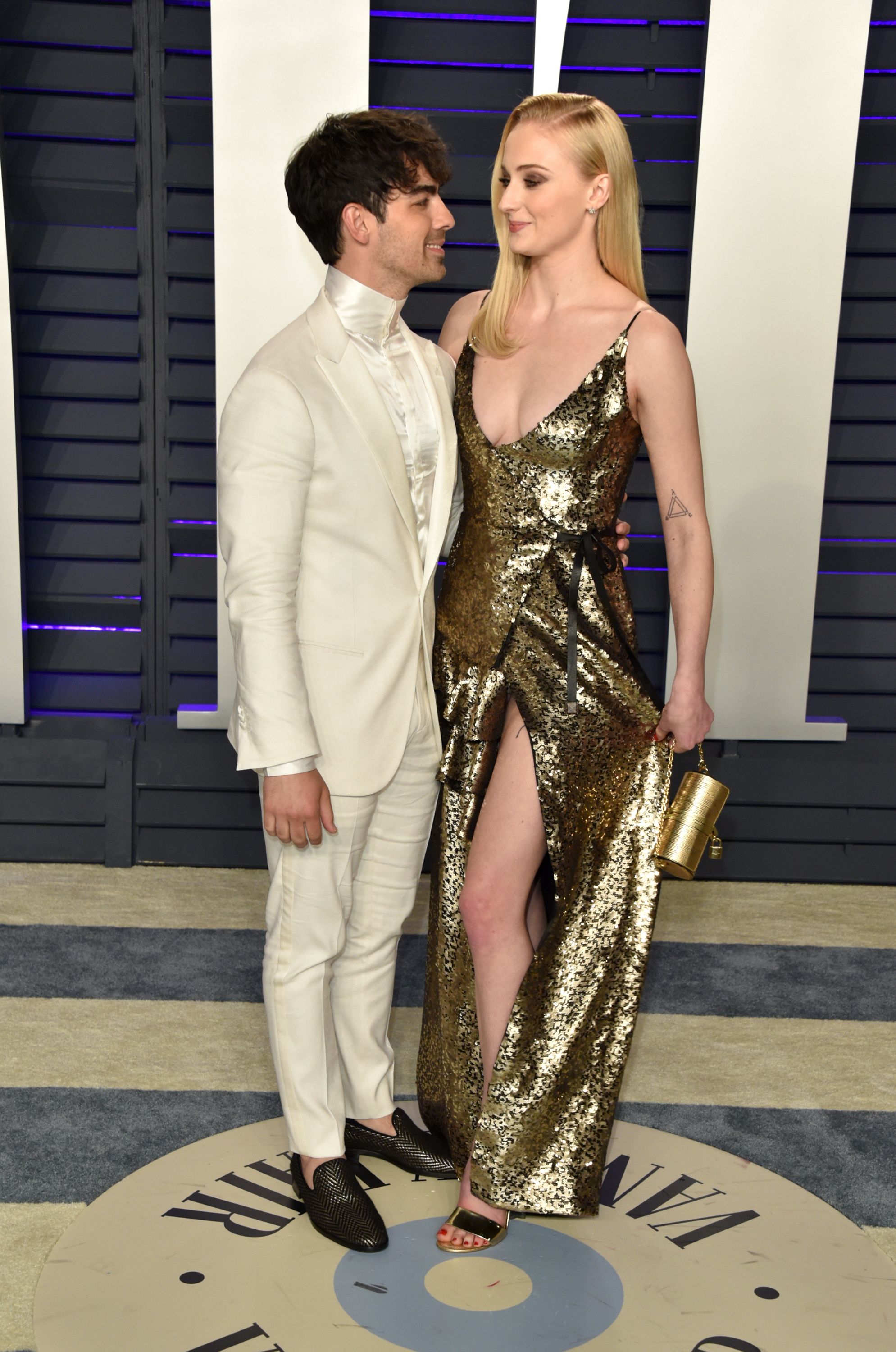 Joe Jonas and Sophie Turner at the "Vanity Fair" Oscar Party on February 24, 2019, in Beverly Hills, California | Photo: John Shearer/Getty Images