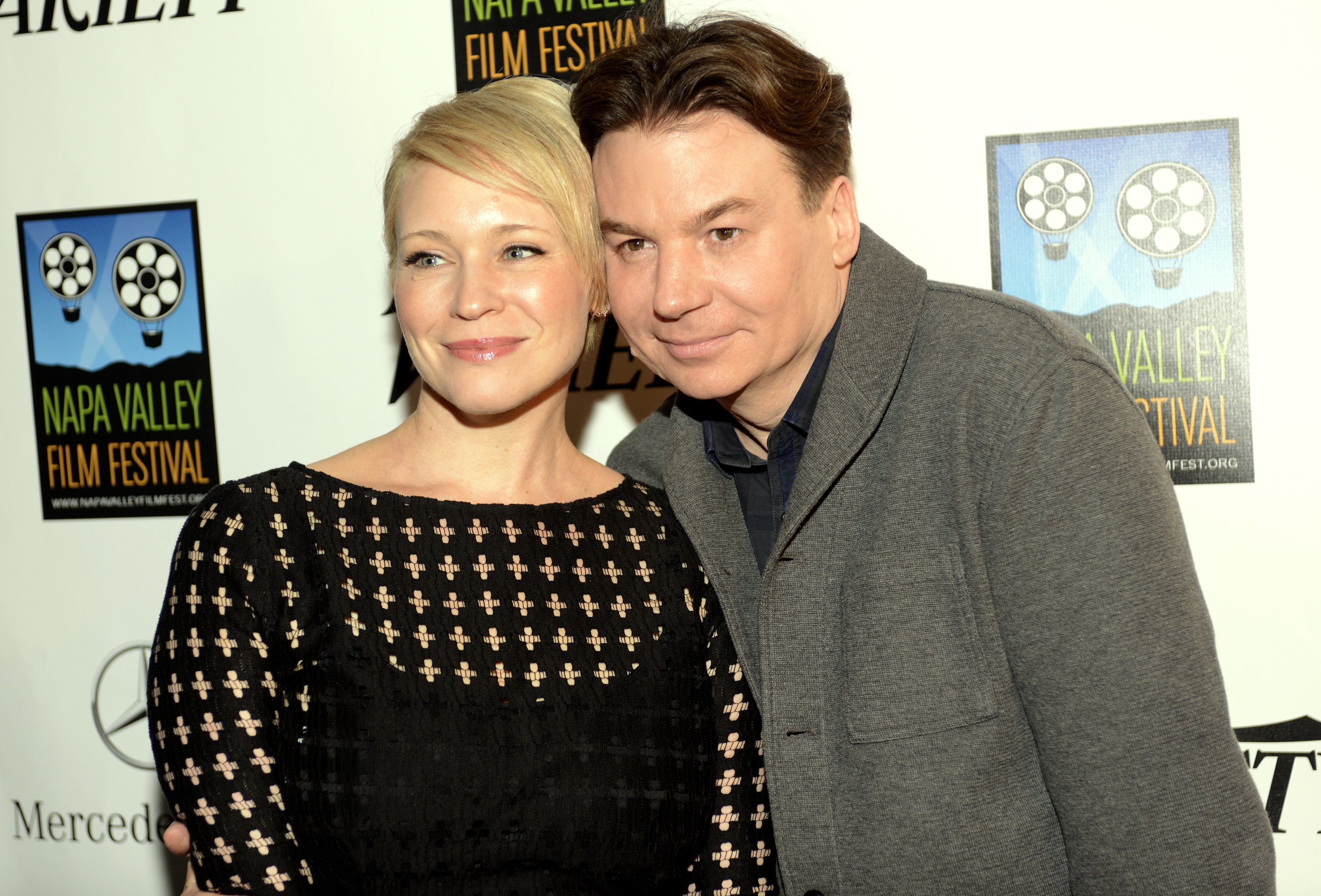 Kelly Tisdale and Mike Myers at the Napa Valley Film Festival gala on November 13, 2014, in California | Source: Getty Images