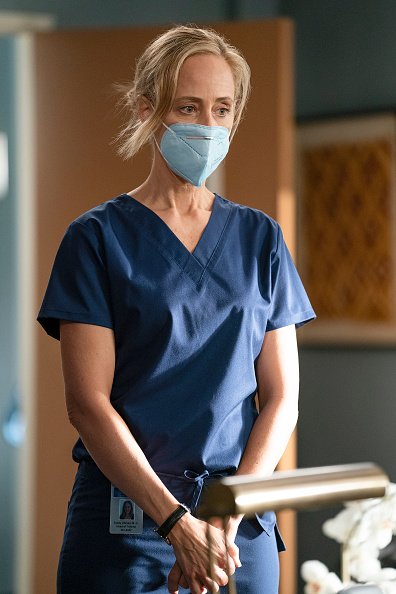 Kim Raver as Dr. Teddy Altman during the season 17 of "Grey's Anatomy. | Photo: Getty Images