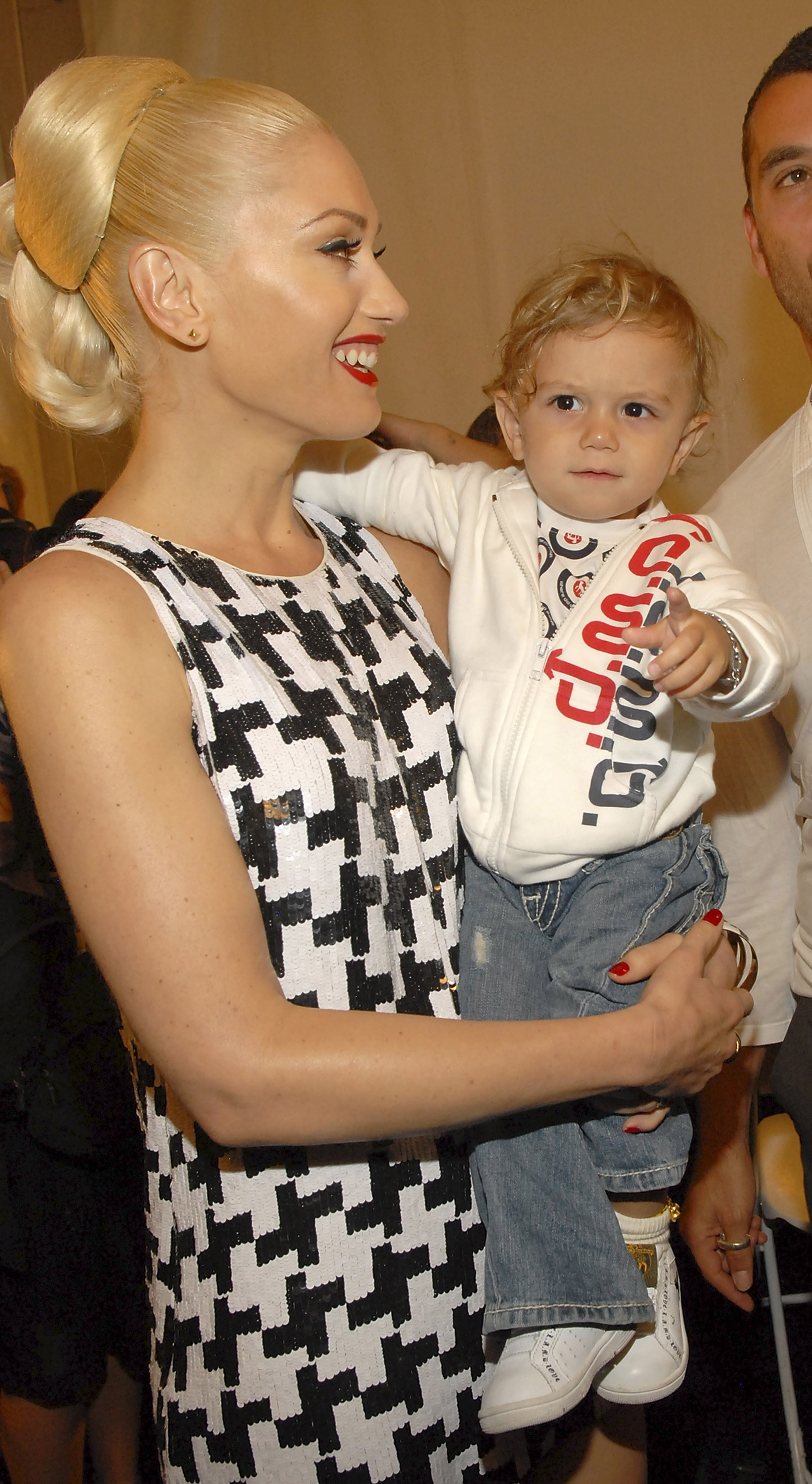 Gwen Stefani and her son Kingston in new York in 2008 | Source: Getty Images