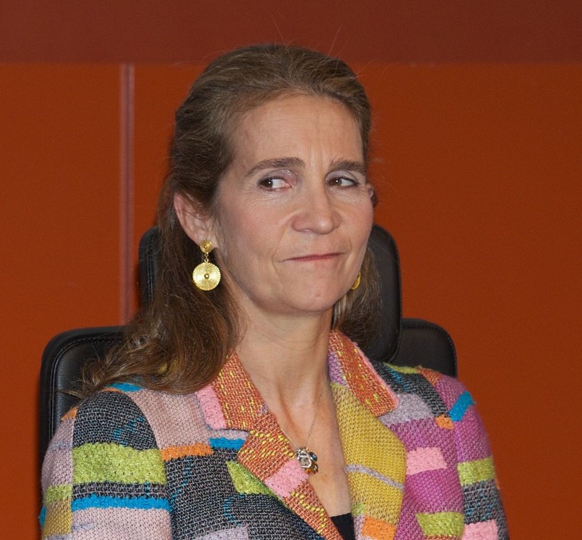 La princesa Elena de España en la Sede de Radio Televisión Española en 2013 en Madrid. | Foto: Getty Images