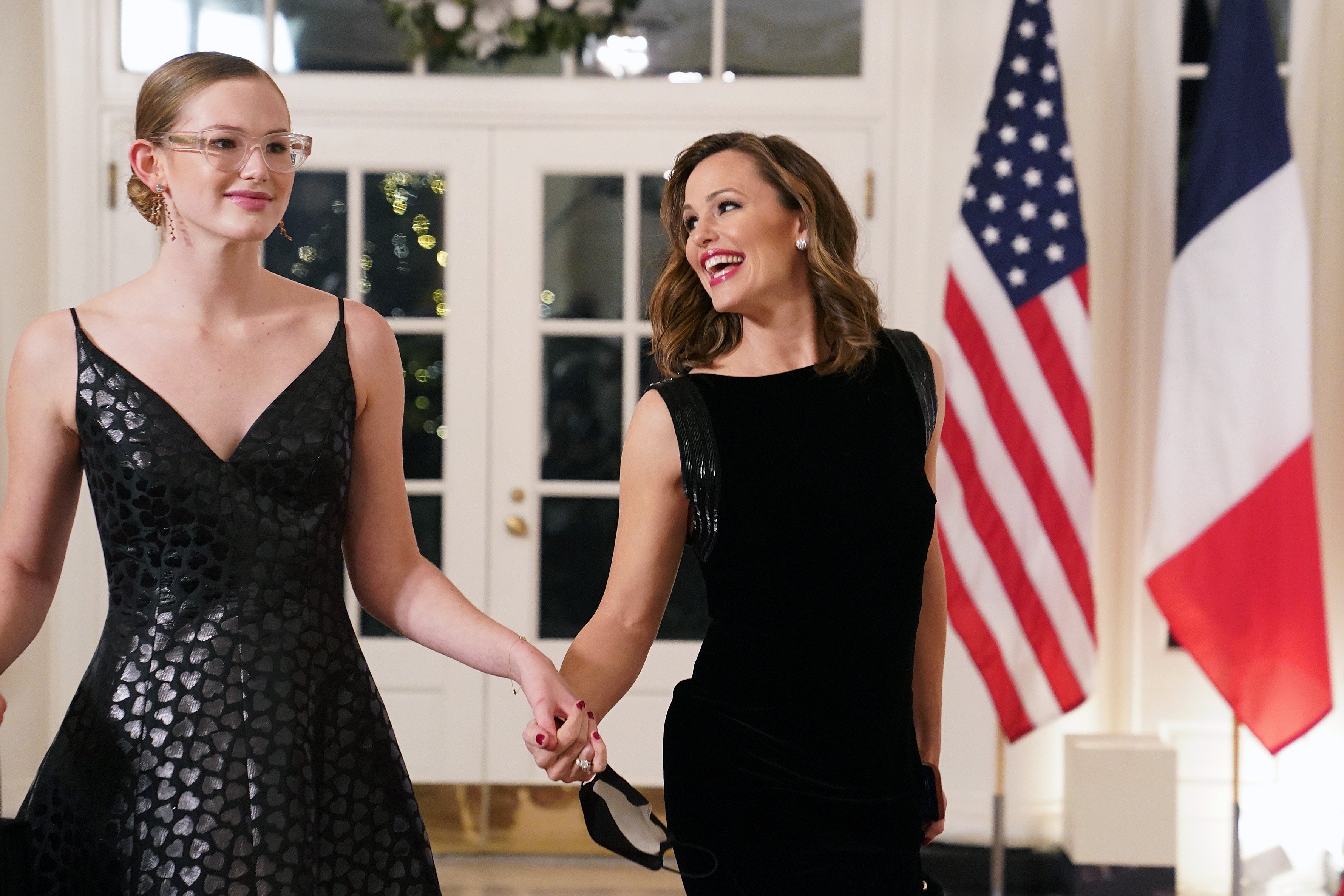 Violet Affleck and Jennifer Garner at the White House state dinner on December 1, 2022, in Washington, DC. | Source: Getty Images