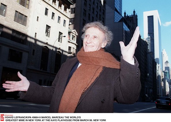 Marcel Marceau, dit le mime Marceau est un mime et acteur français. | Photo : Getty Images Marcel Marceau, dit le mime Marceau est un mime et acteur français. | Photo : Getty Images