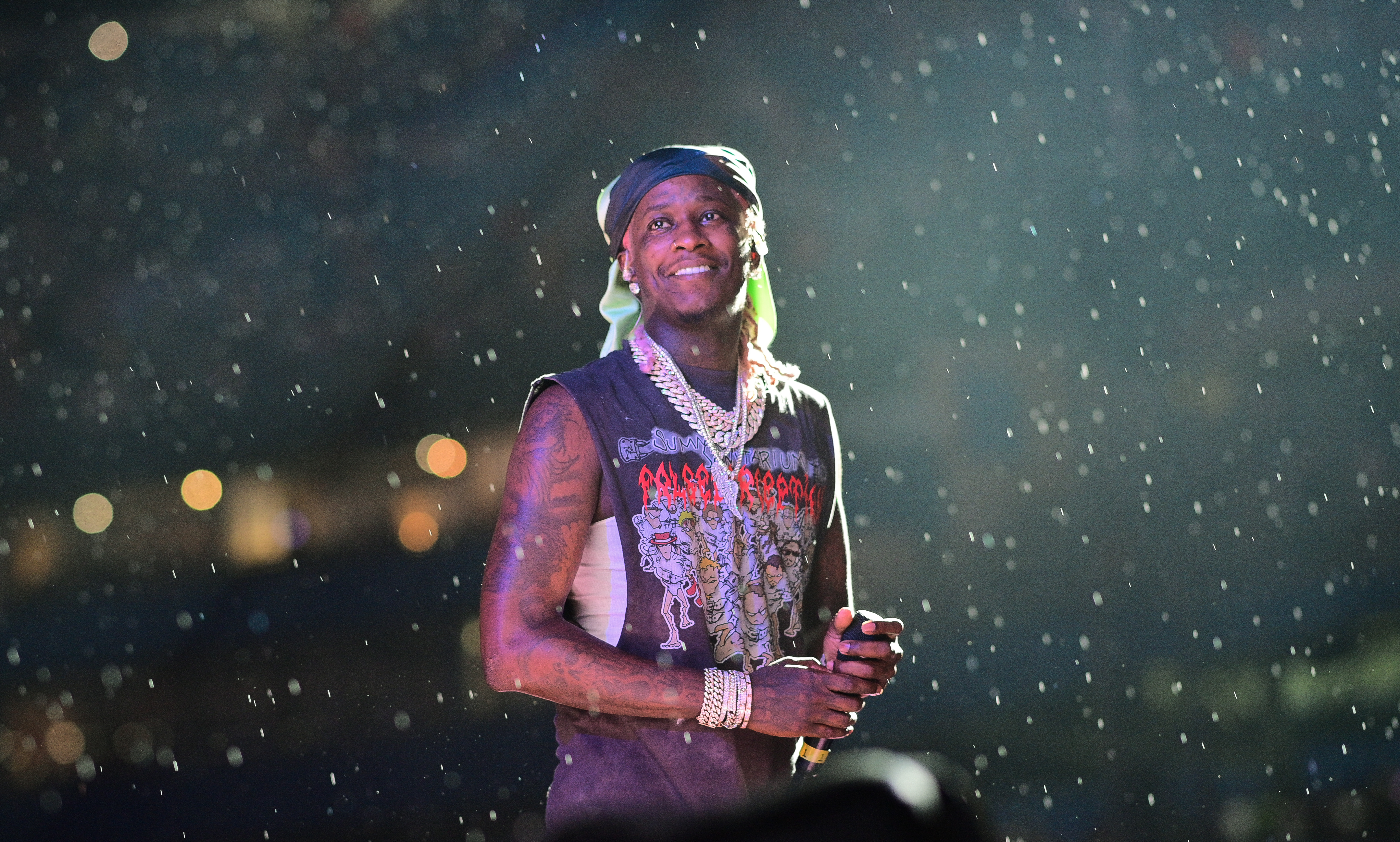 Young Thug performs at 107.9 Birthday Bash 25 at Center Parc Credit Union Stadium at Georgia State University on July 17, 2021, in Atlanta, Georgia. | Source: Getty Images