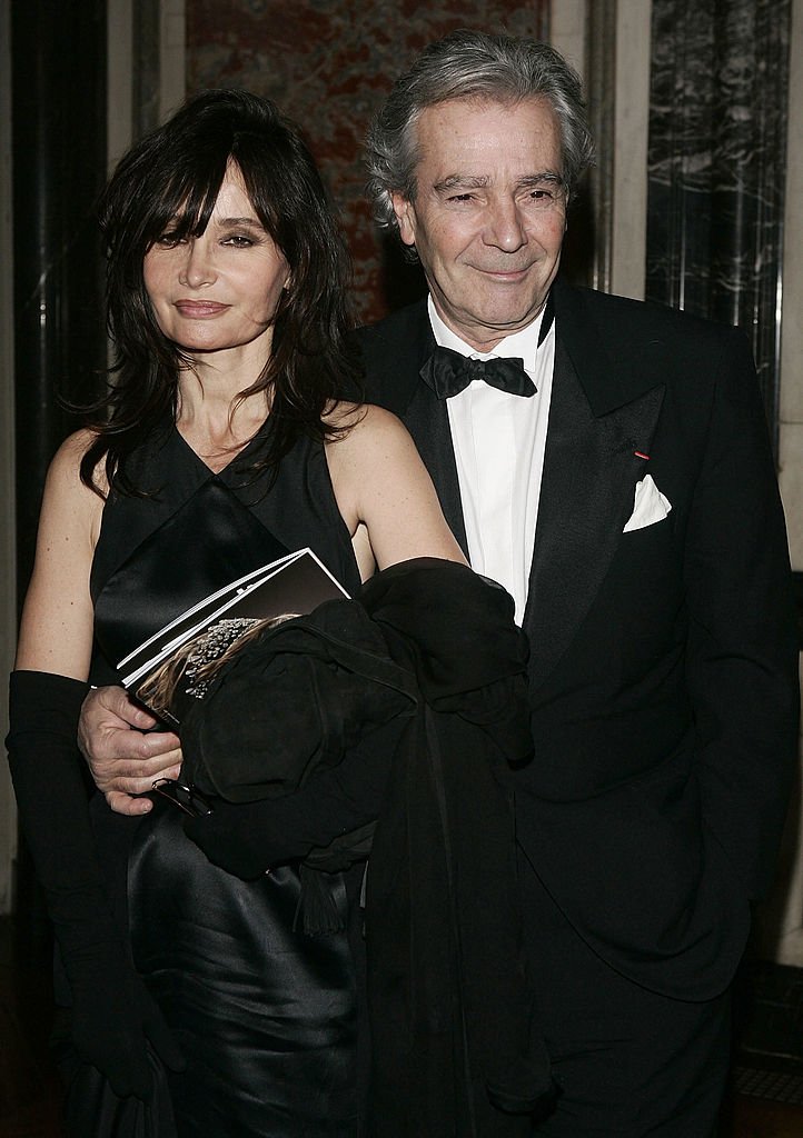 Pierre Arditi et Évelyne Bouix le 28 novembre 2005 à Versailles. l Source : Getty Images