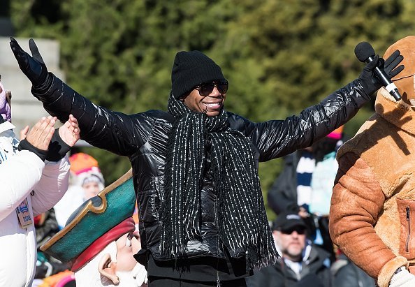 Rapper Doug E. Fresh performing during the 99th Annual 6abc Dunkin' Donuts Thanksgiving Day Parade in Philadelphia.| Photo: Getty Images.