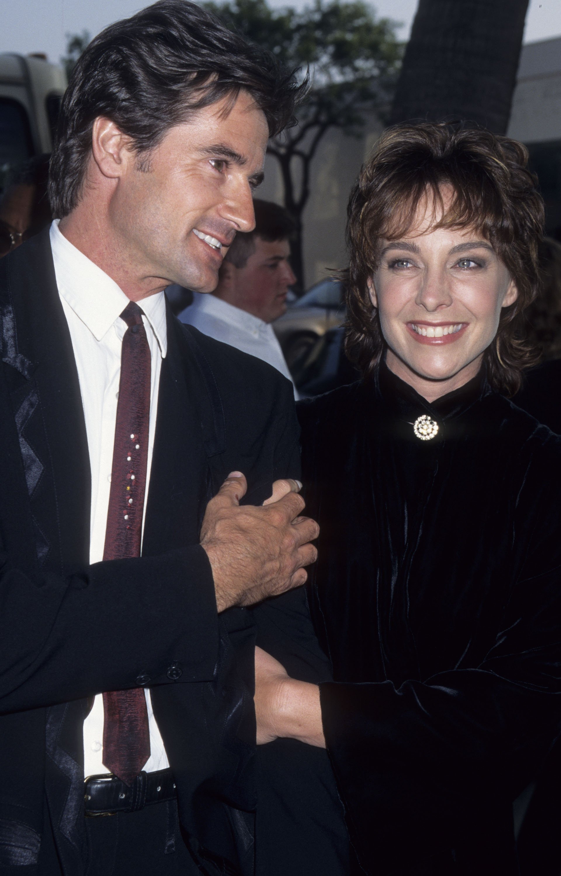 Actor Bruce Abbott and actress Kathleen Quinlan attend the world premiere of 'Apollo 13' on June 22, 1995 at the Academy Theater in Beverly Hills, California. | Source: Getty Images