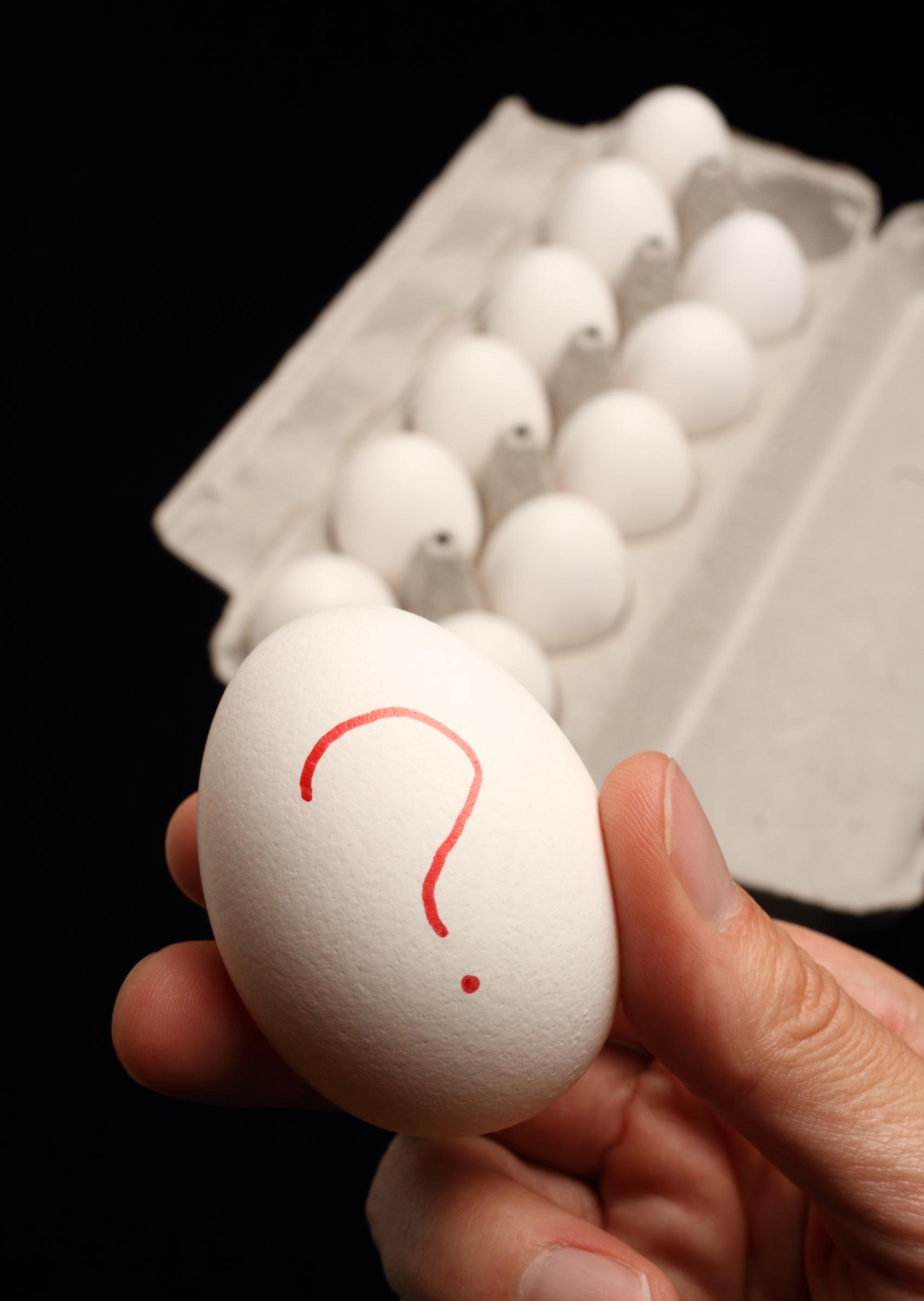 To eat or not to eat? A marked egg symbolizes the big question mark hanging over breakfast tables across the country following sweeping Salmonella warnings. | Source: Getty Images