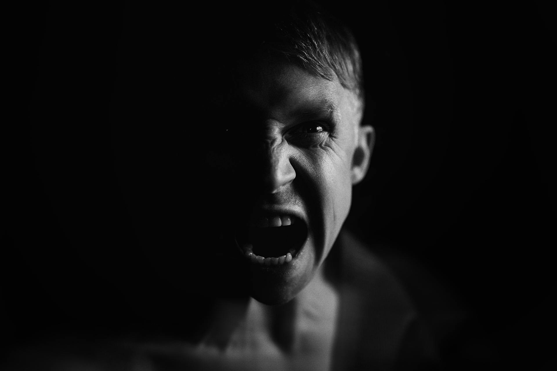 A grayscale photo of a furious man | Source: Pexels