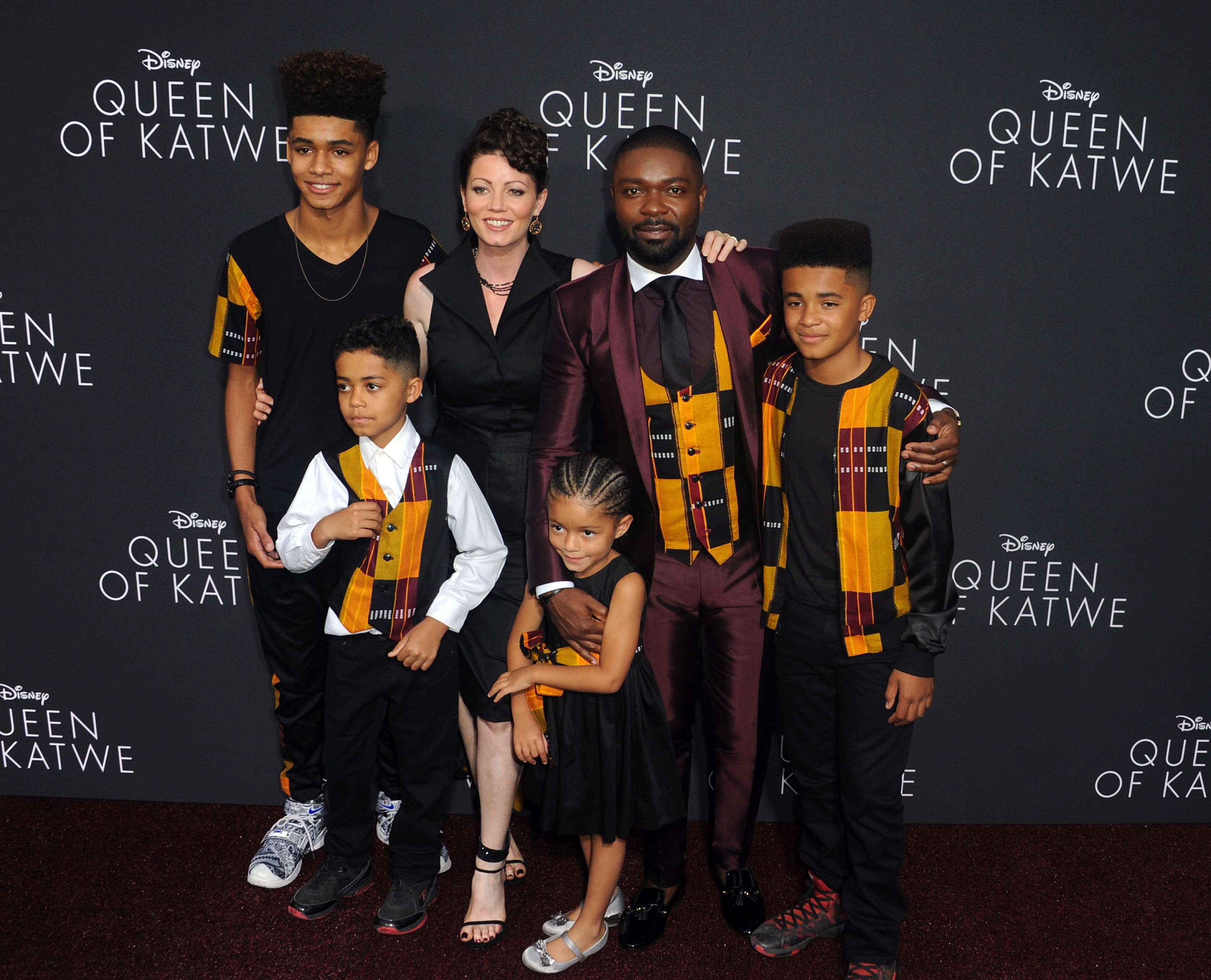 David and Jessica Oyelowo arrived in Hollywood with all four of their children for the premiere of Disney's "Queen of Katwe" on September 20, 2016, turning the red carpet into a family affair. Dressed in coordinated looks that subtly nodded to the film's cultural roots, the Oyelowos appeared united and assured, presenting a rare public snapshot of their close-knit household.