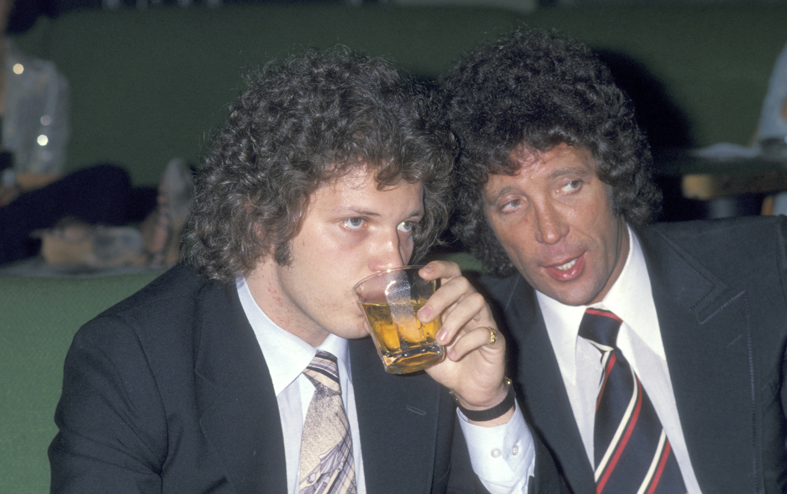 Tom Jones and son Mark Woodward attend the 1978 Coty Awards After  Party in New York City on September 28, 1978 | Source: Getty Images