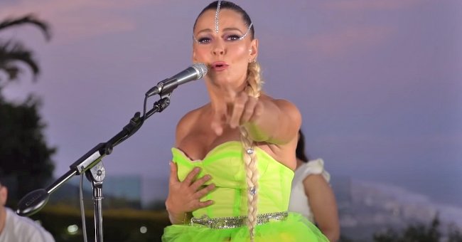 Youtube.com/Marjorie De Sousa Music