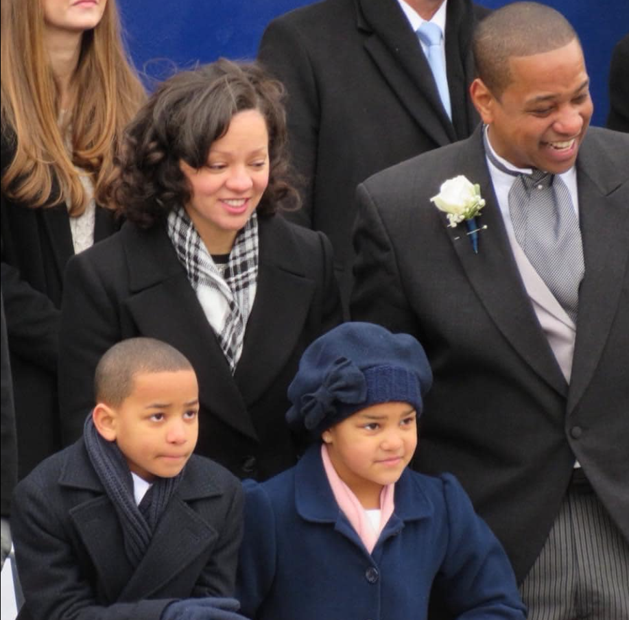 Justin, Cerina, Cameron and Carys Fairfaxappear together at a formal outdoor event, dressed in coordinated winter attire. | Source: Facebook/JustinFairfax