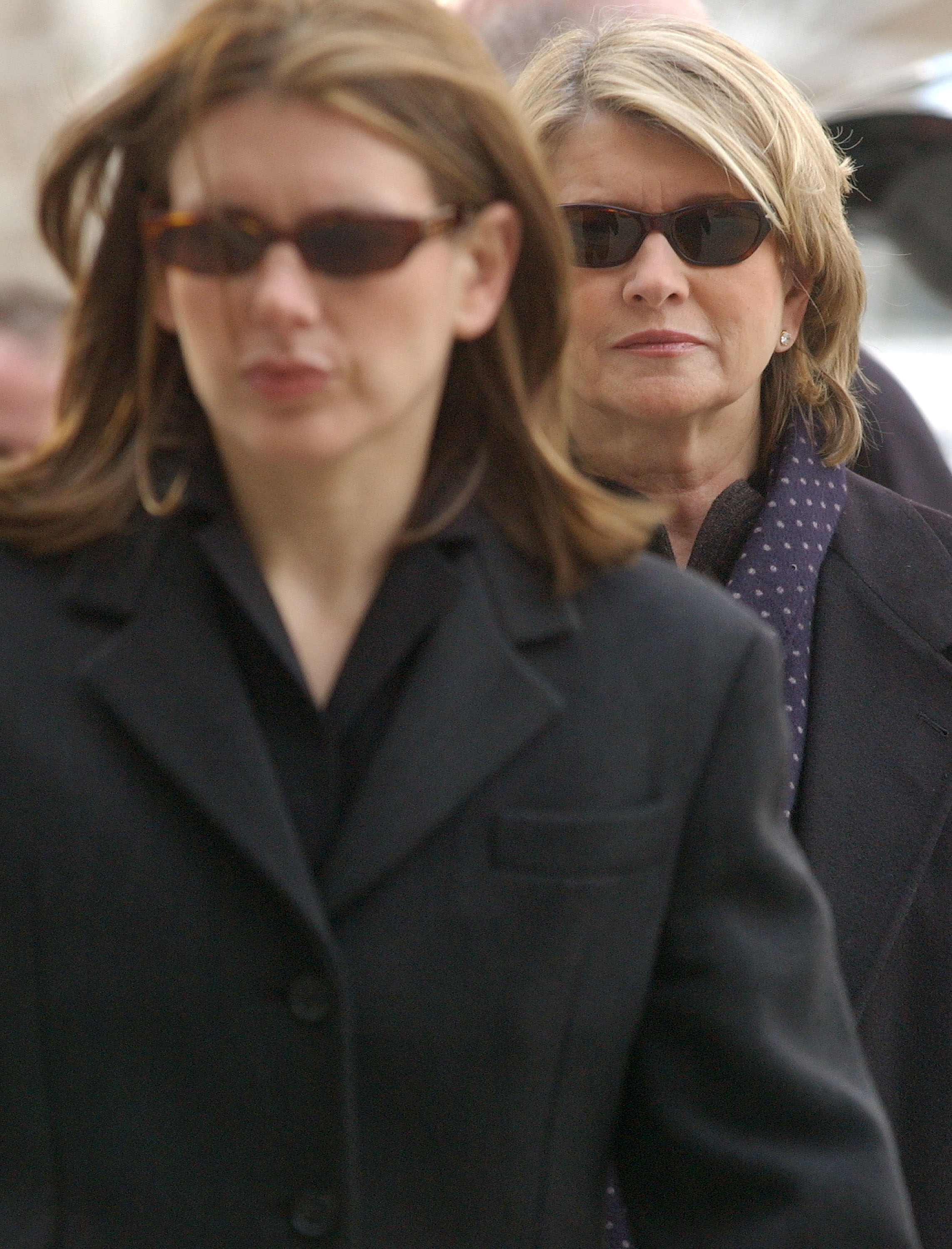 Alexis Stewart and Martha Stewart arriving at a federal court on February 9, 2004, in New York City. | Source: Getty Images