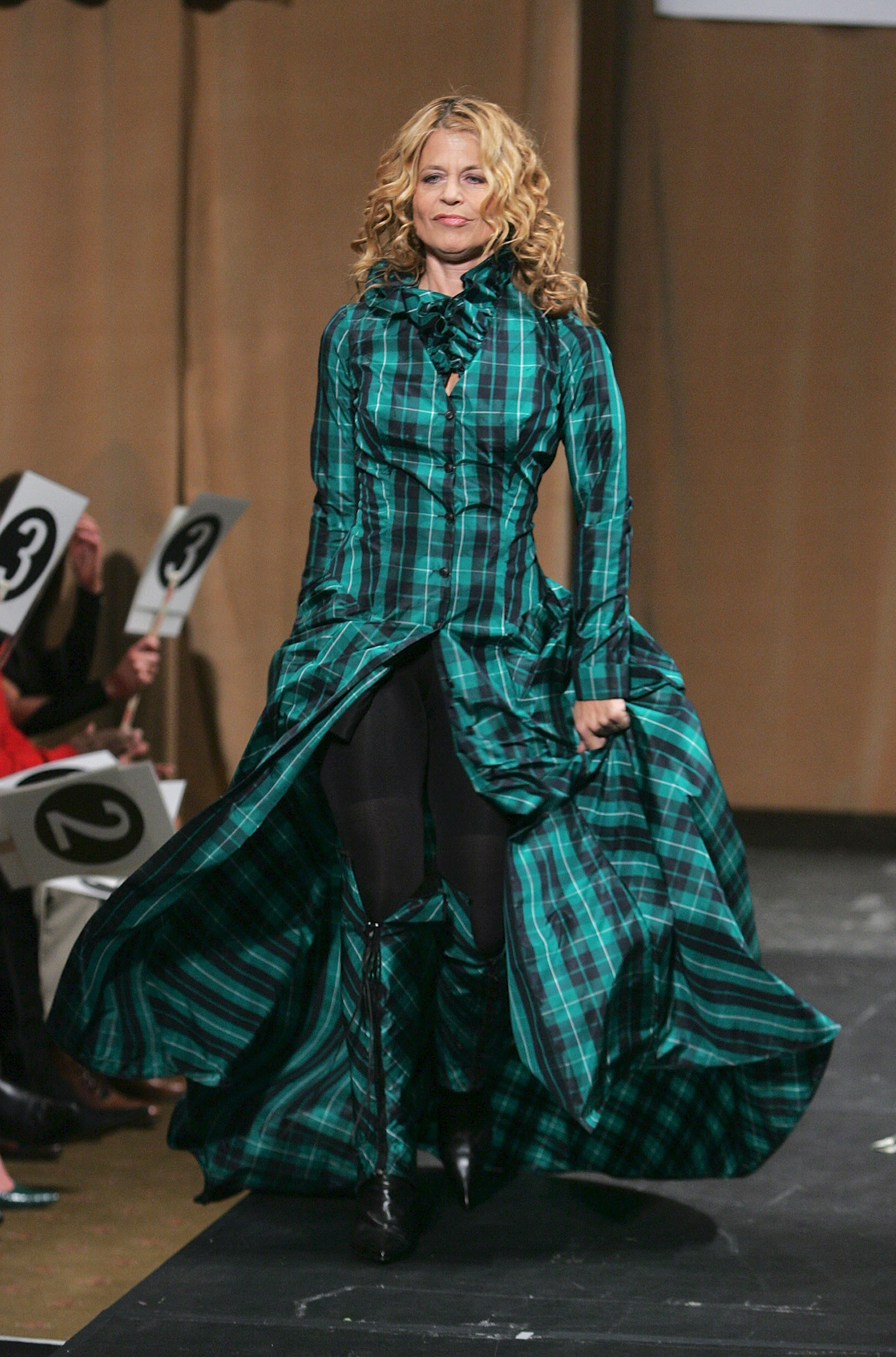 Linda Hamilton walking the runway at Johnnie Walker's "Dressed To Kilt 2007" fashion show on April 2, 2007, in New York. | Source: Getty Images